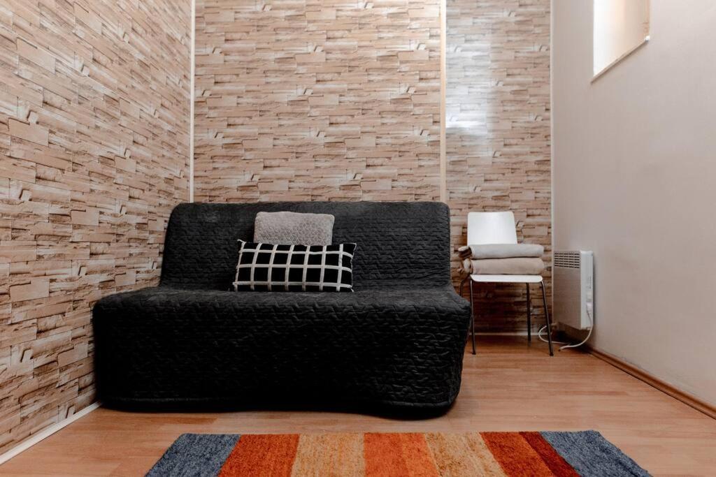 Apartamento Cozy In Prague's Area