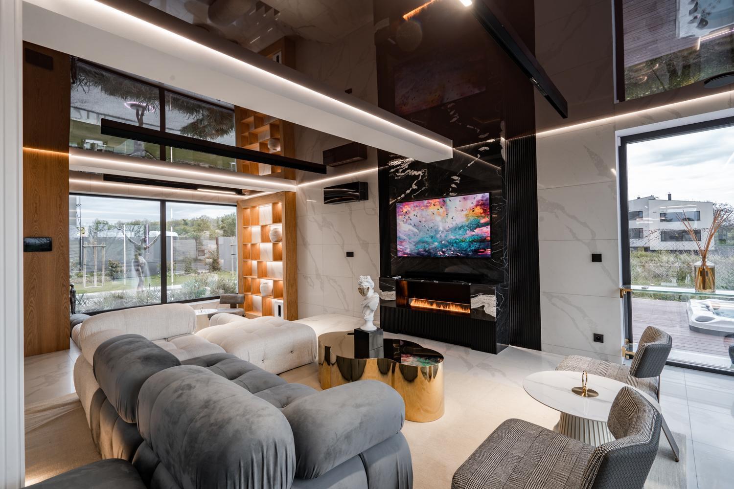 Villa Chandelier Sky Mansion - Express