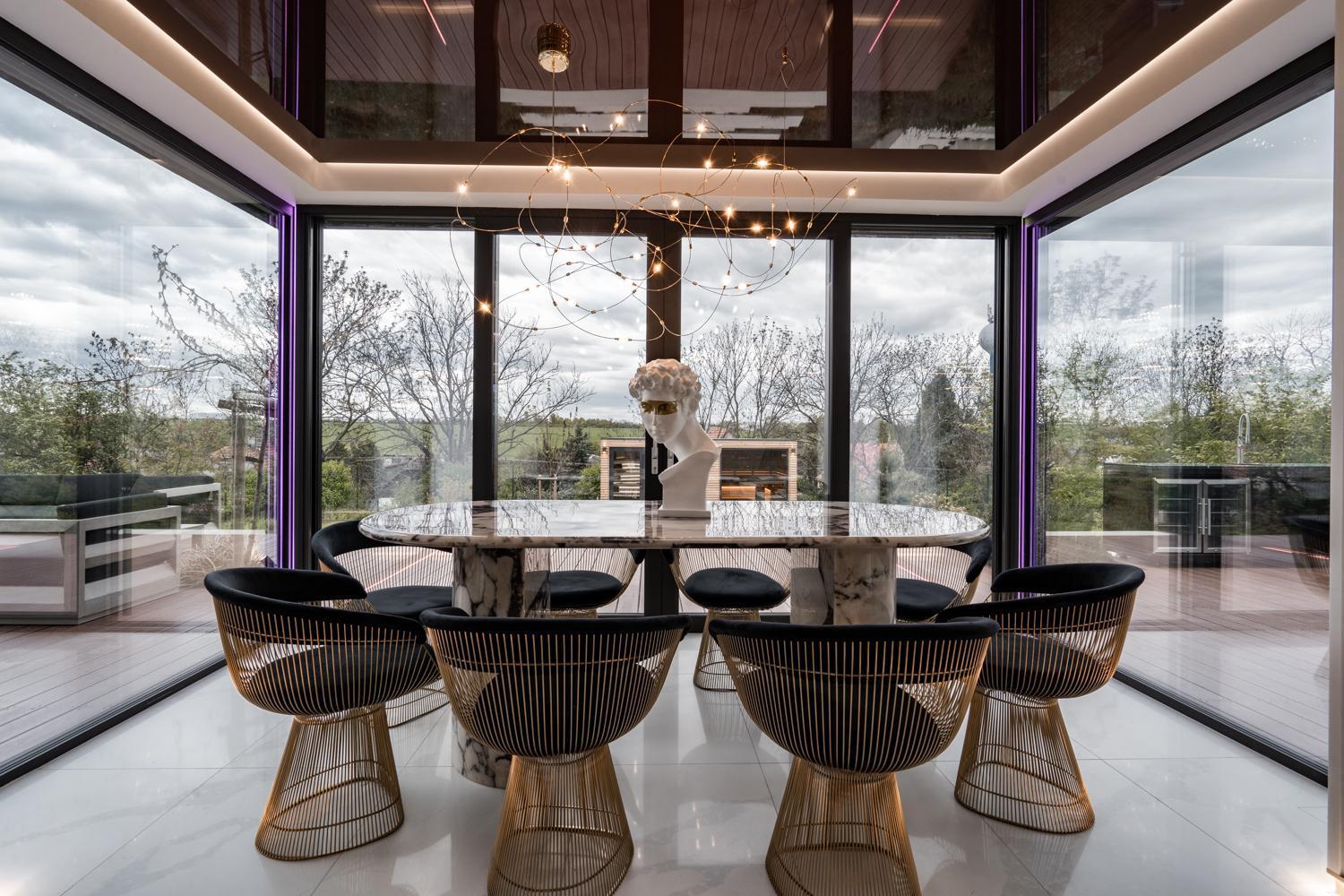 Chandelier Sky Mansion - Express Villa