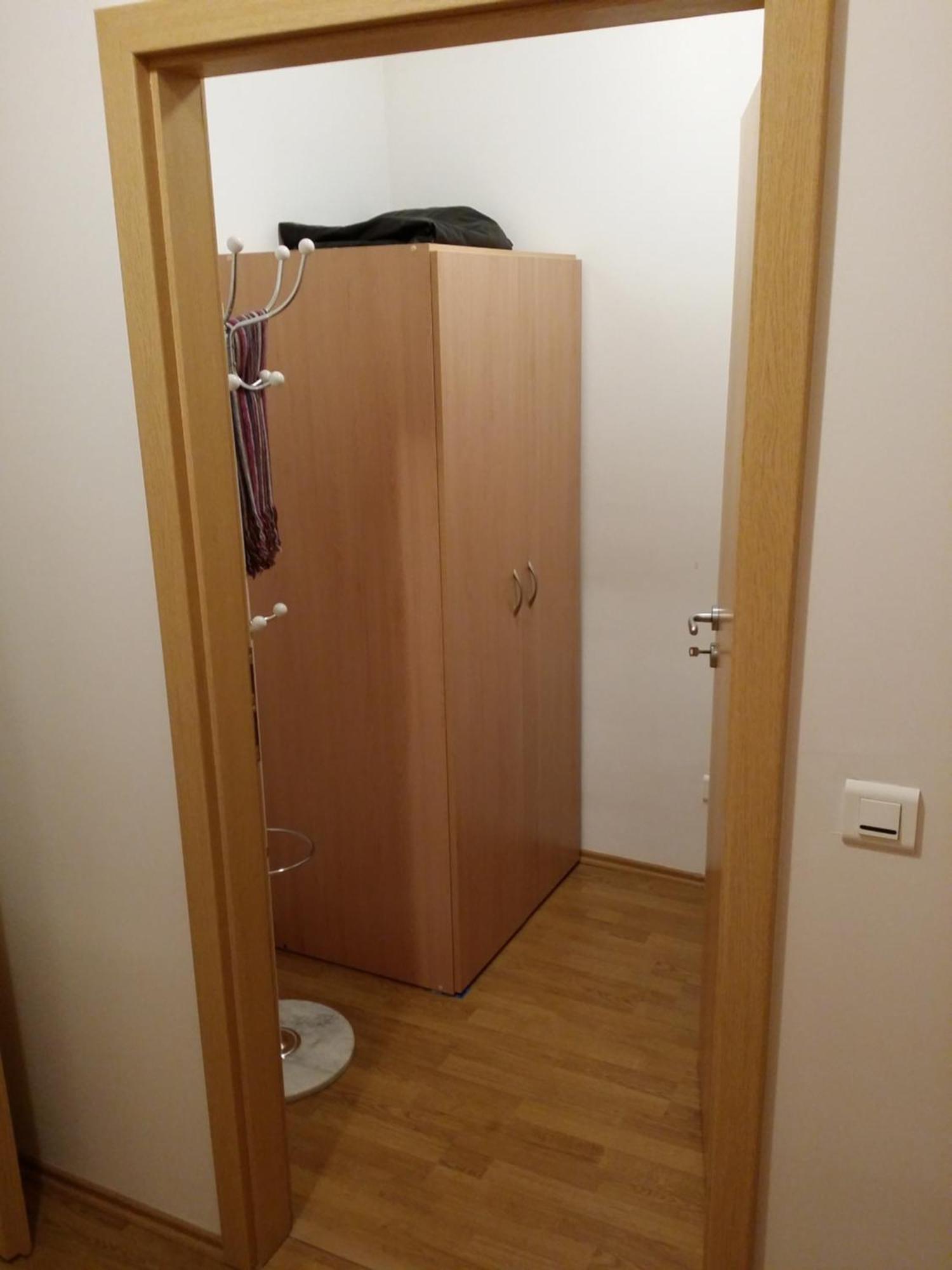 Apartment Chotesovska With Parking Place Prague