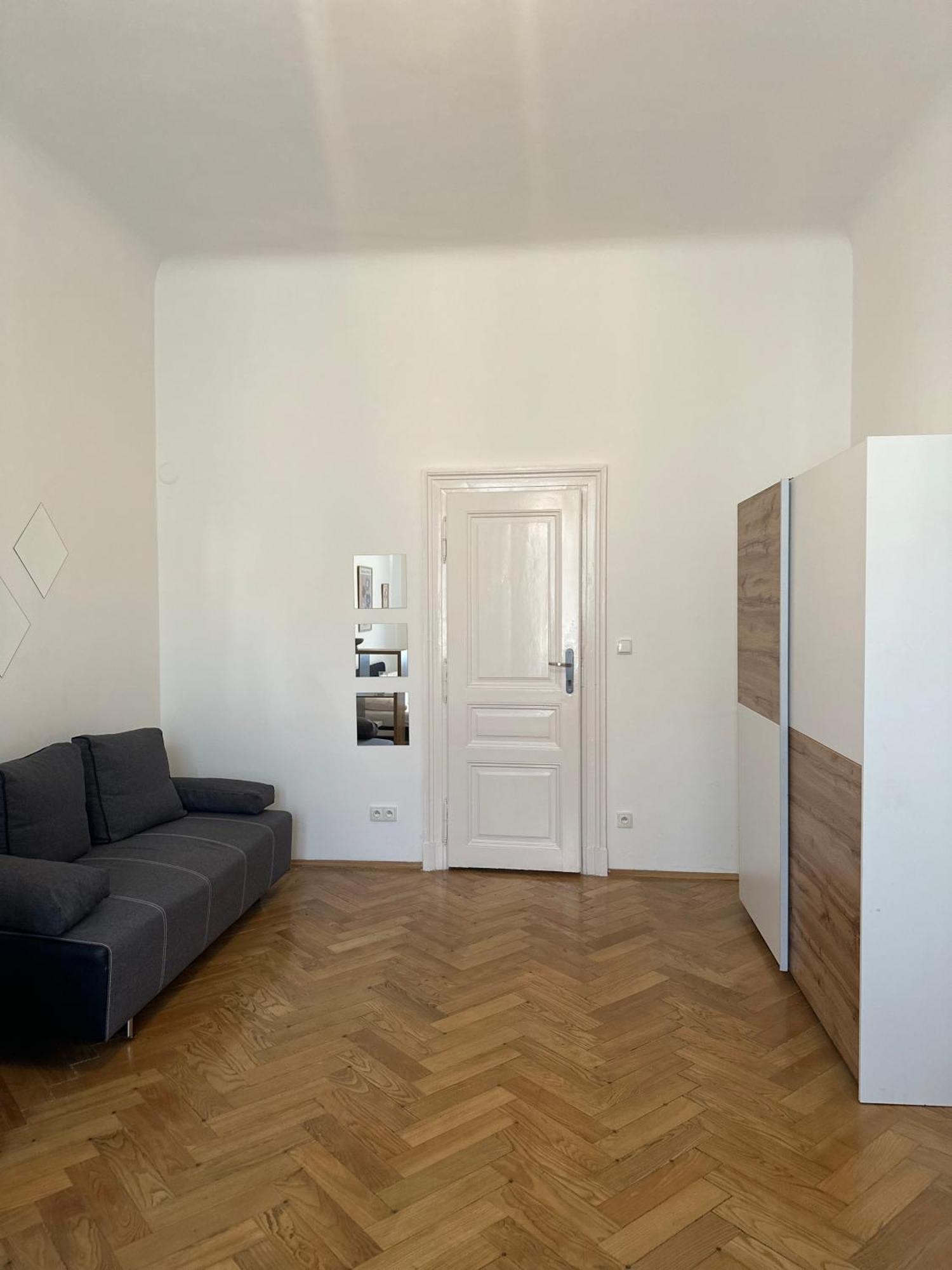 Modern Skorepka 4 Apartment *