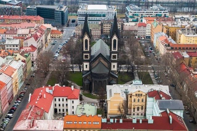 Diamond River Karlin * Prague
