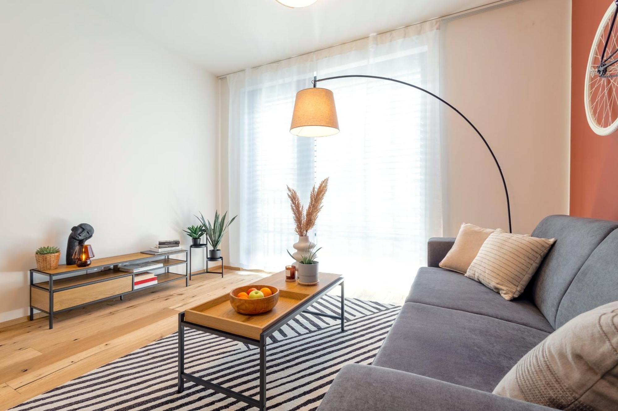 Stylish - Free Parking, Cinema, By Gravity Praga