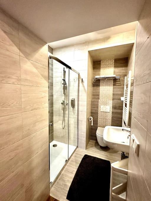 Apartment Authentic With Garden