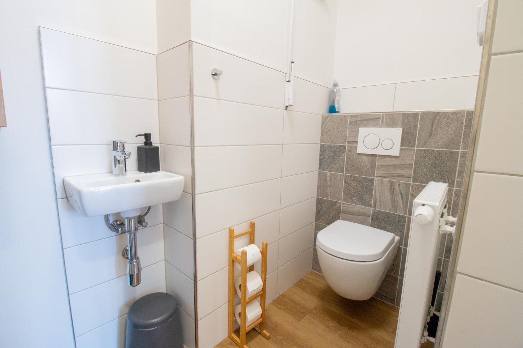 Spacious Cr Without Elevator Apartment Prague