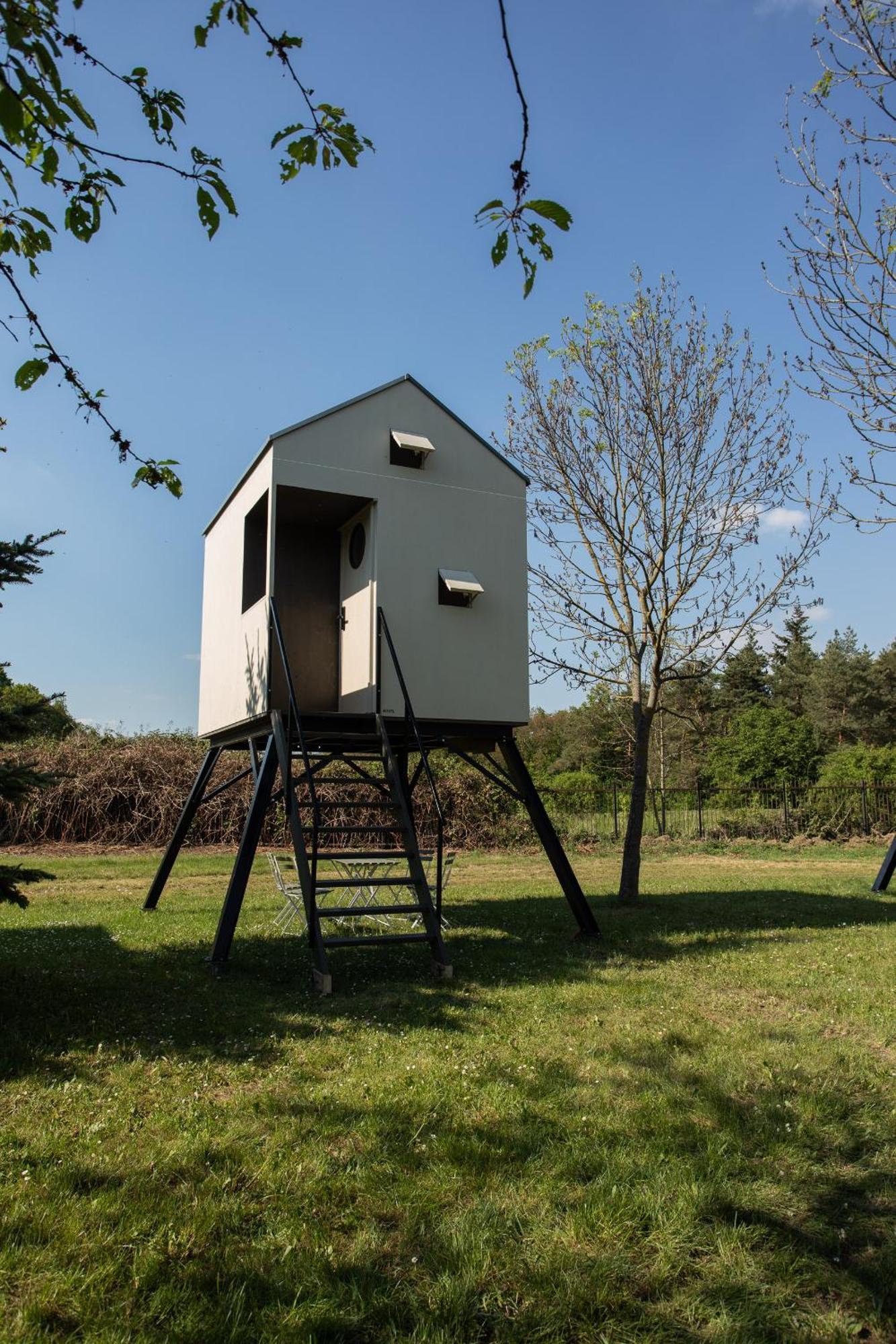Dzban Acampamento