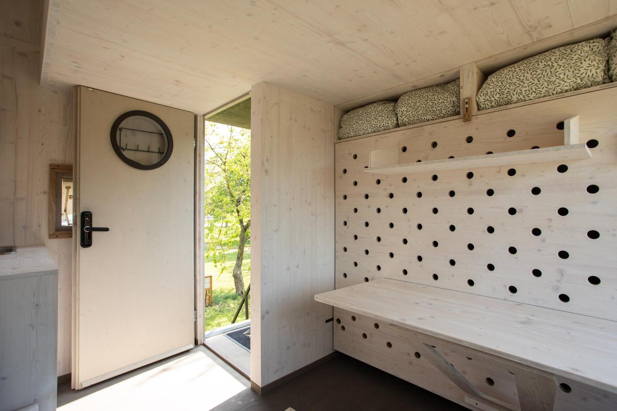 Acampamento Dzban *