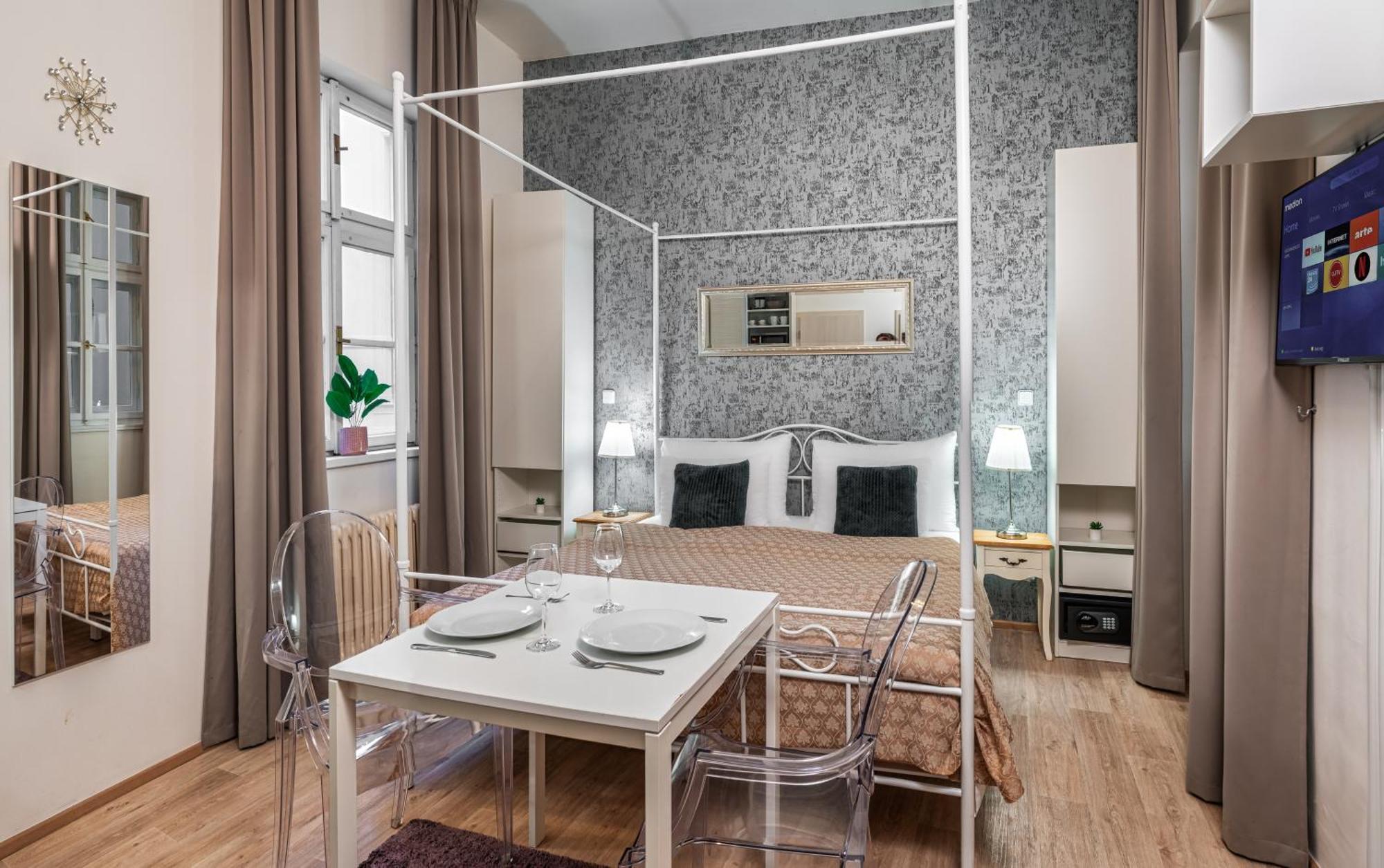 Appartement 7 Tales By Adrez