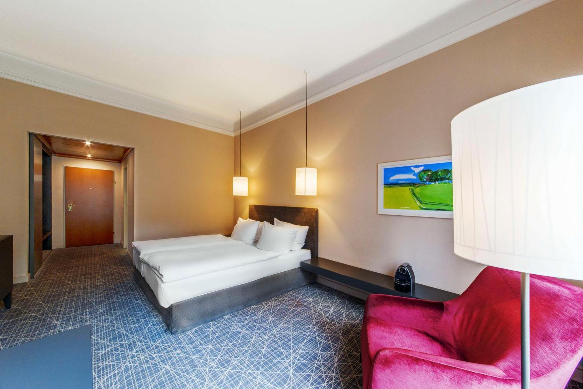 Nh Collection Hotel 4*