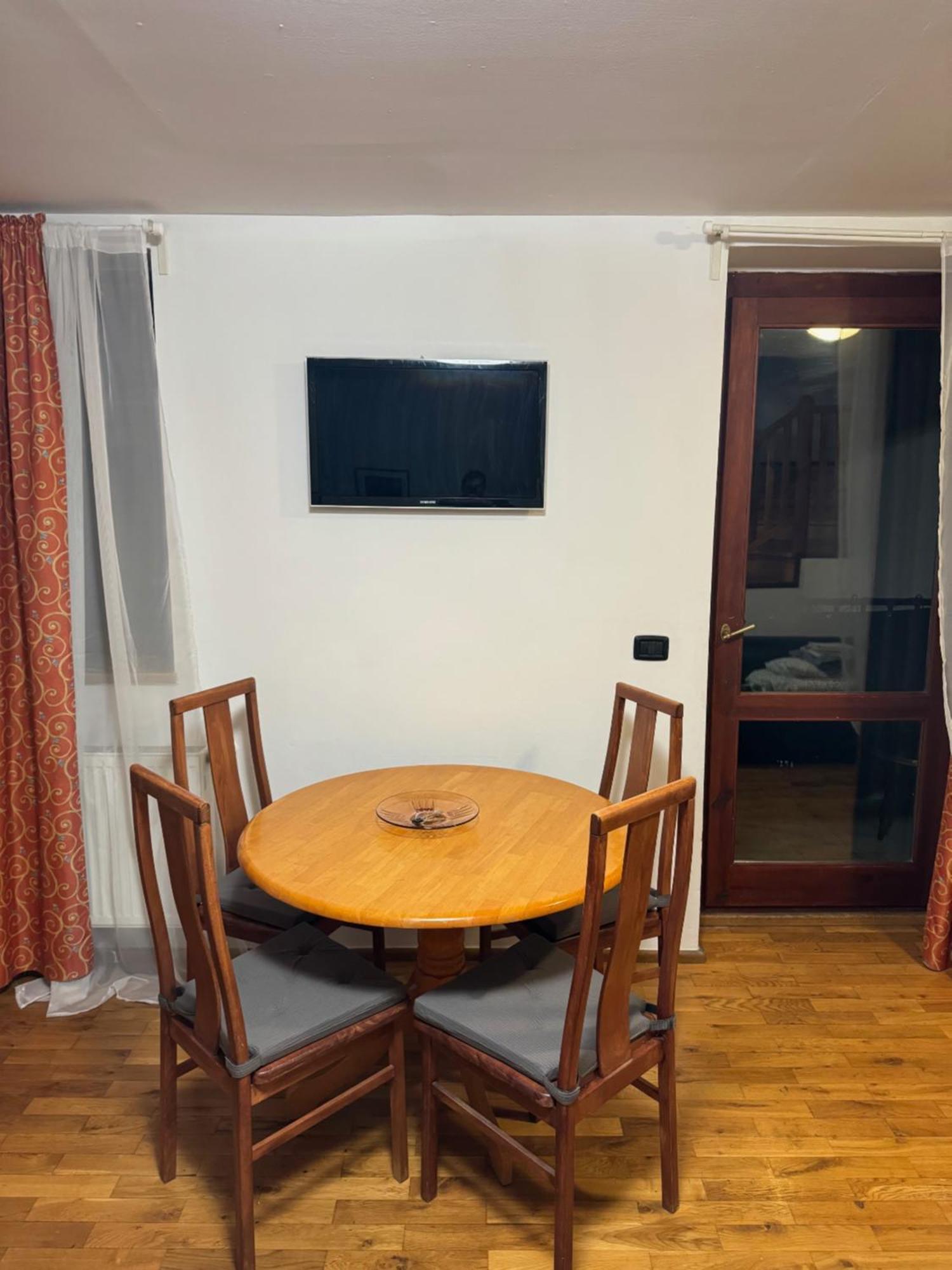 Vitkova Duplex With Terrace Near Florenc Apartamento Praga
