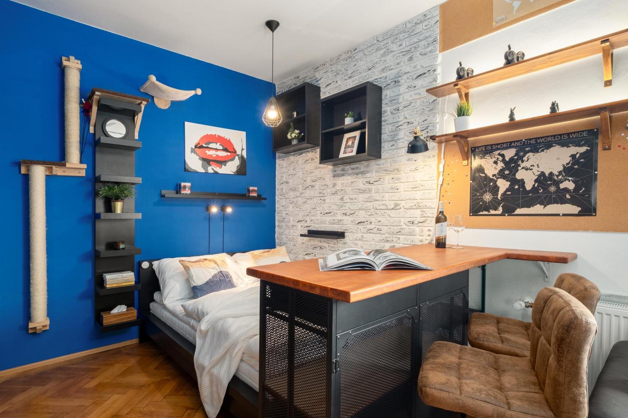Cozy Studio With Terrace In Smichov By Days Prague