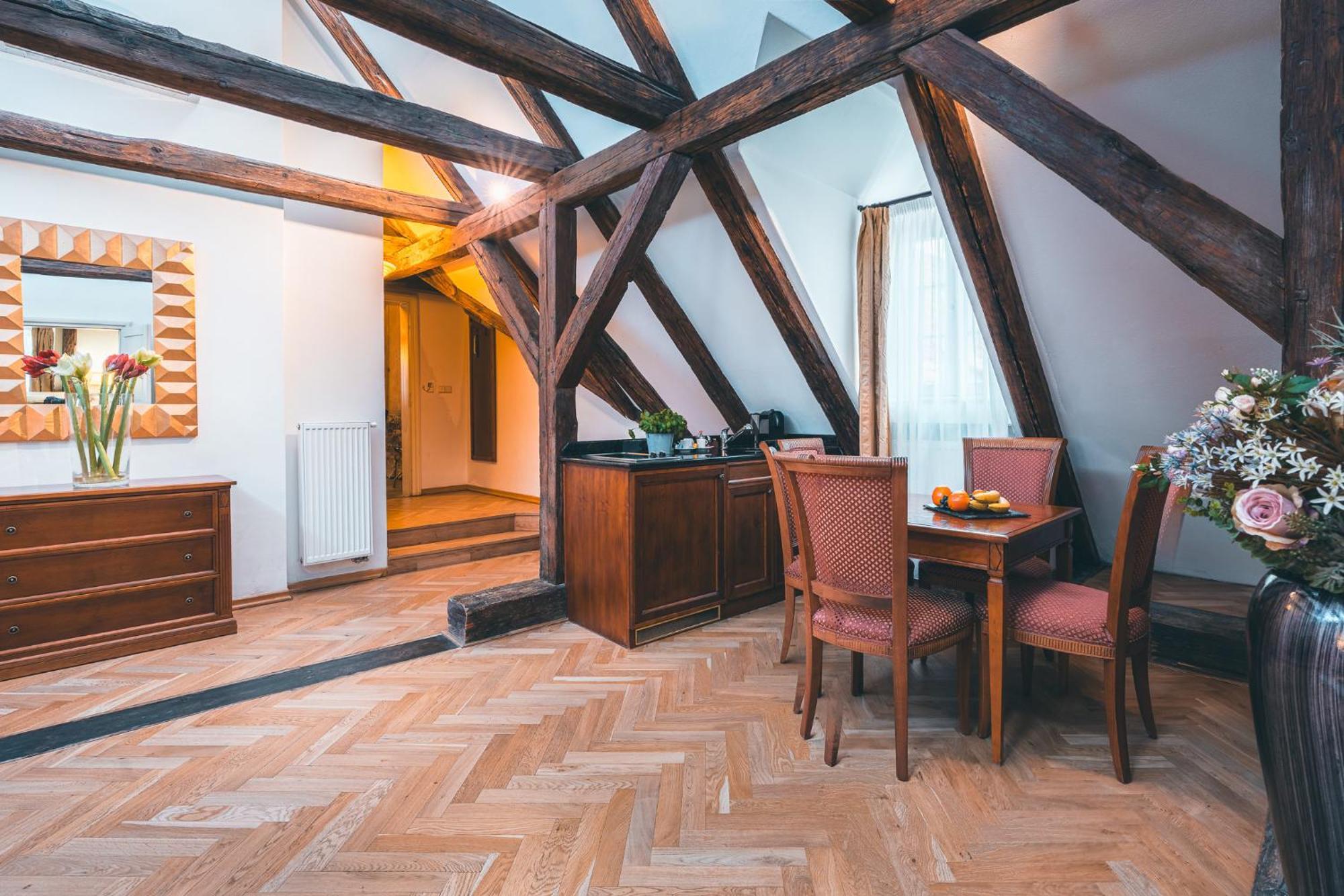 Appia Residences