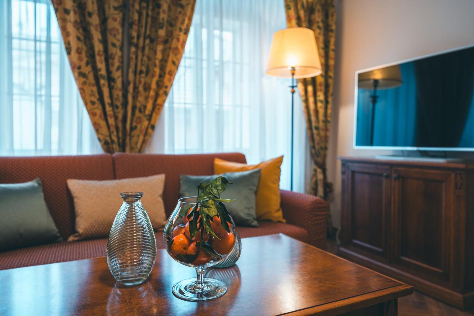 Appia Residences 4*