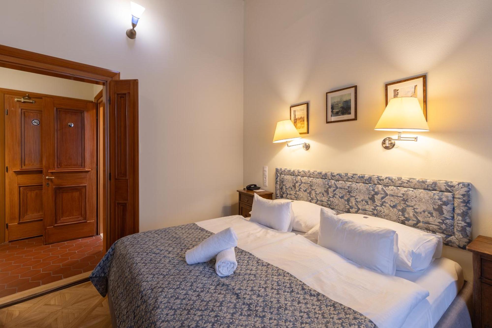 Hotel Elite 4*