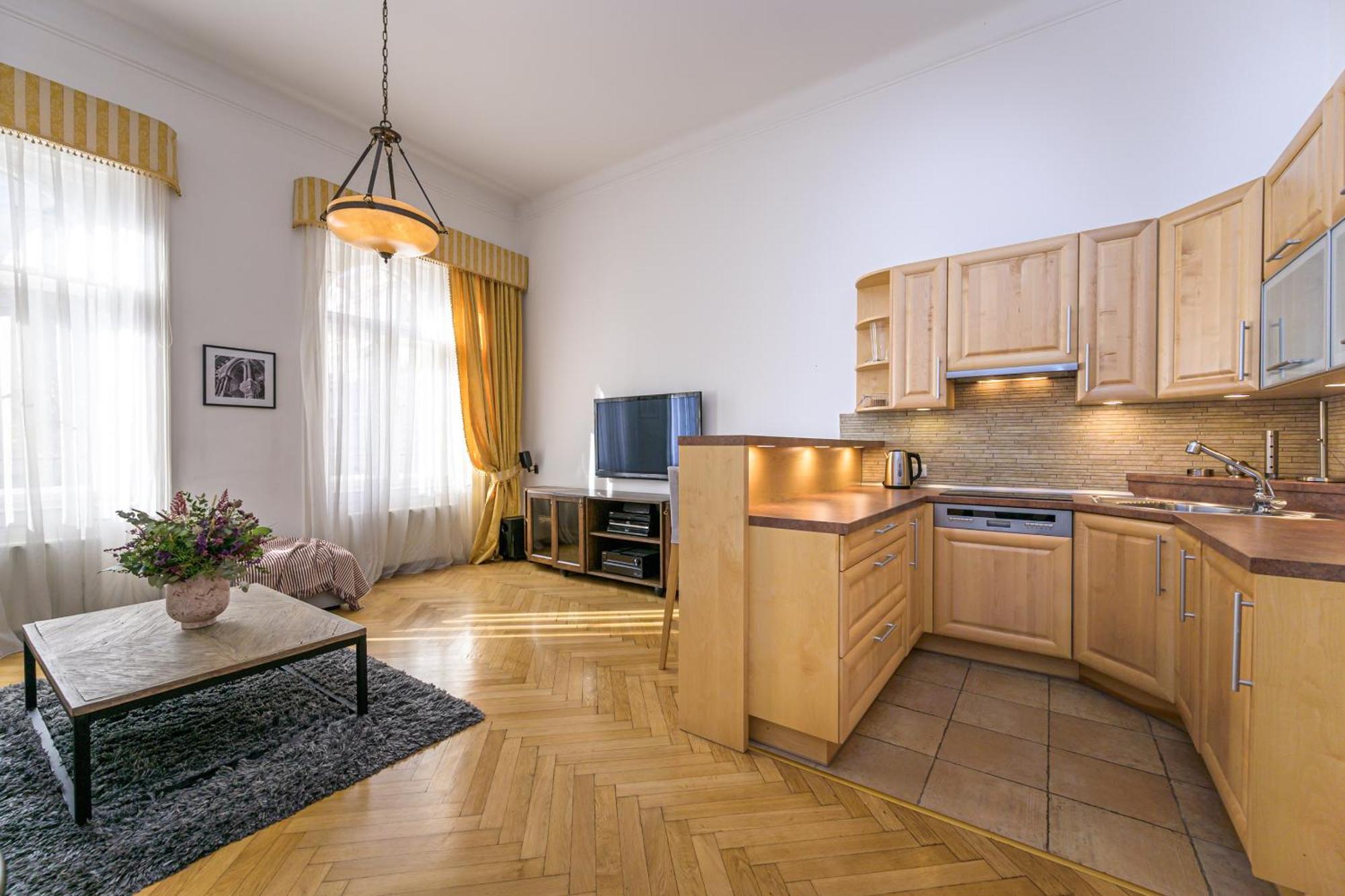 Wishlist Old Residences - Hastalska Prague