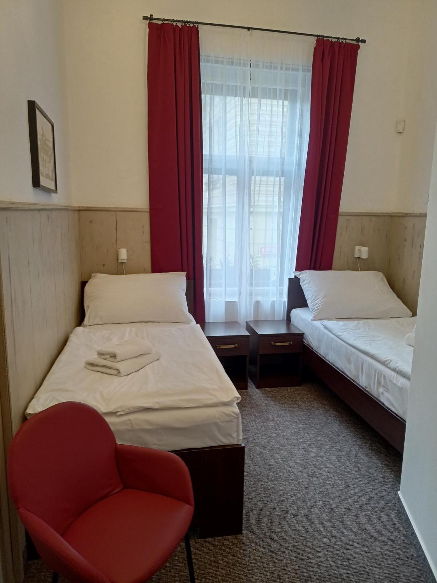 Old House Couette-café 3*