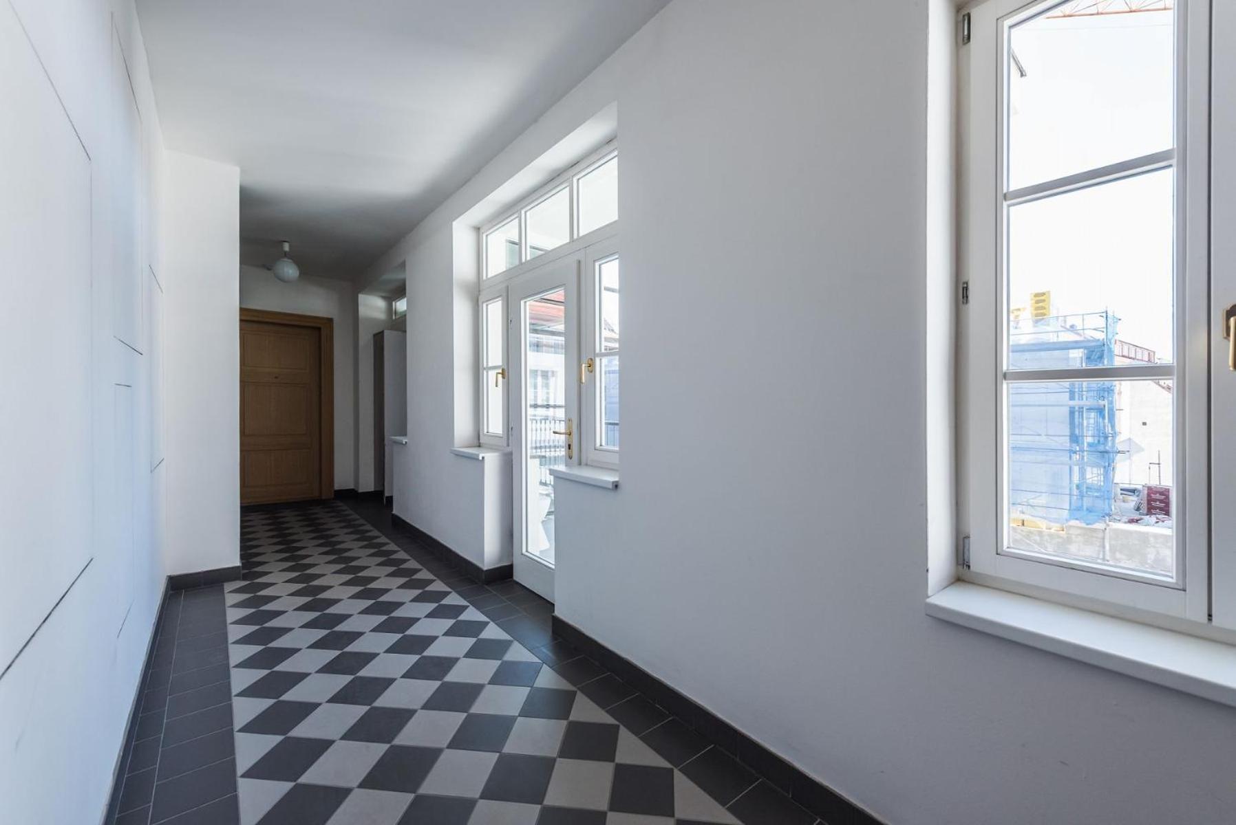 Wishlist Old Residences - New Town Daire