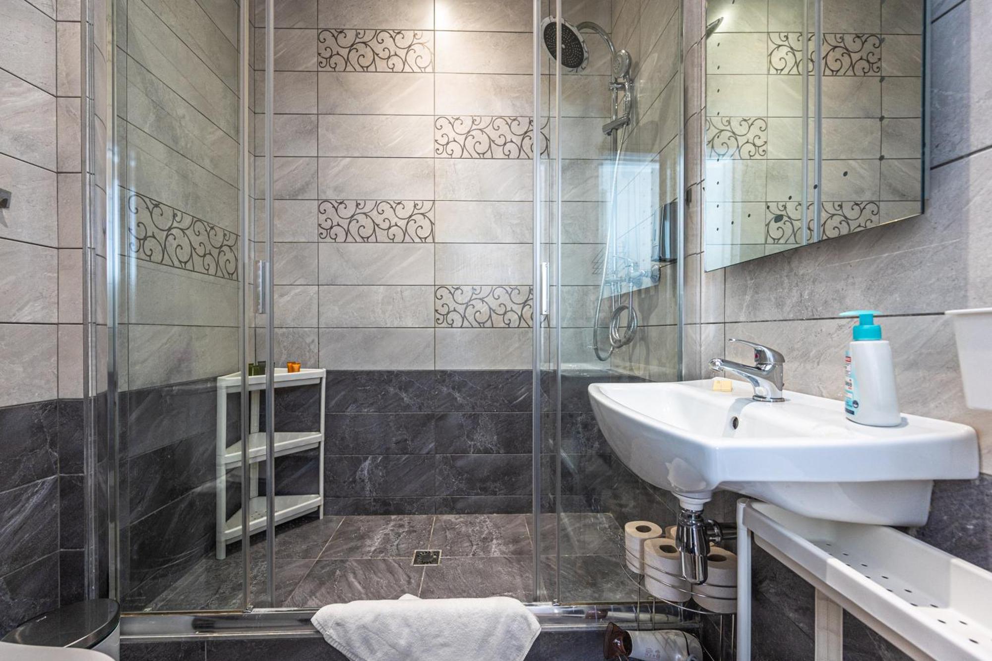 Wishlist Old Prague Residences - New Town Apartment