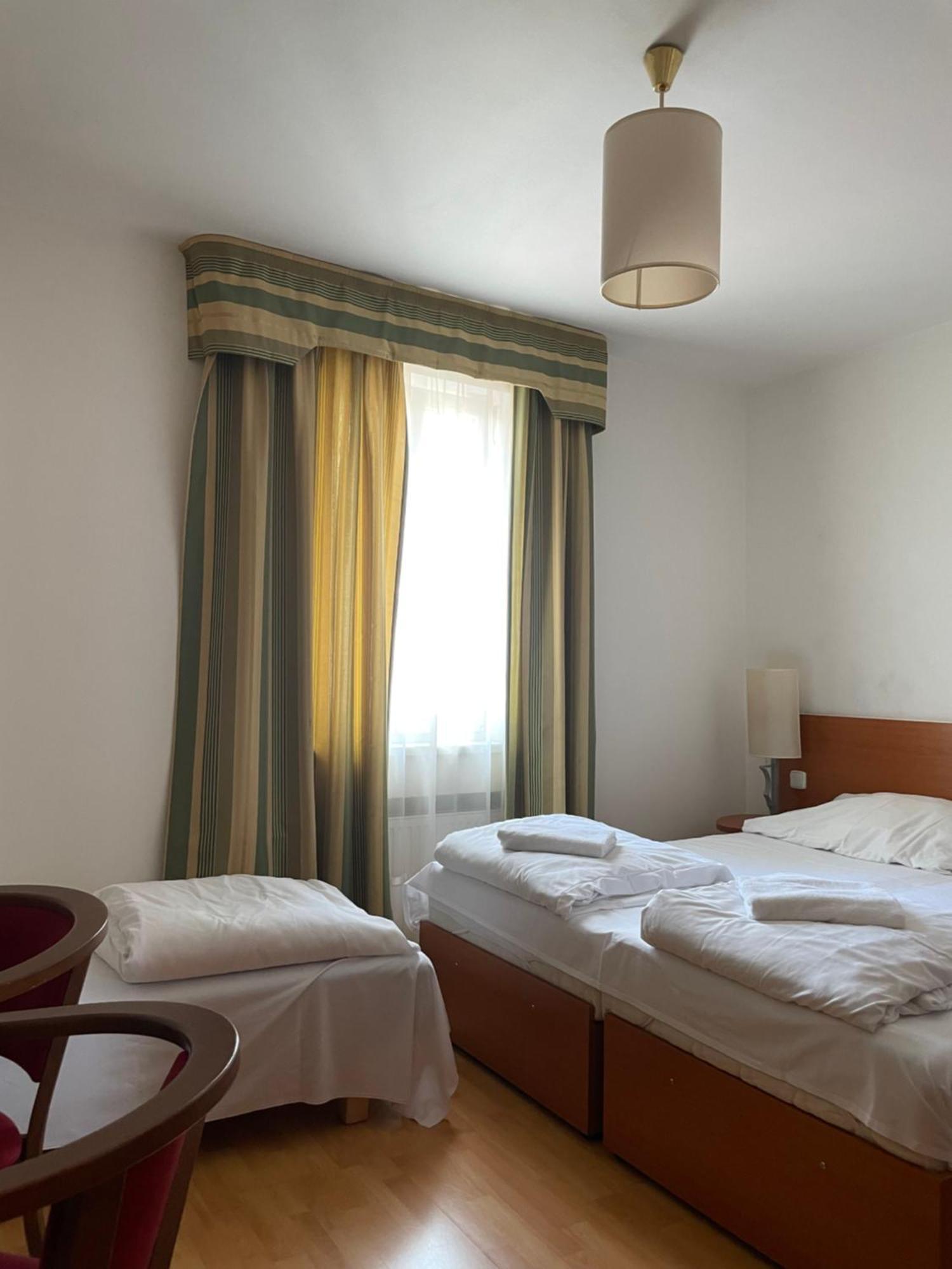 Otel Gallery Sis 3*