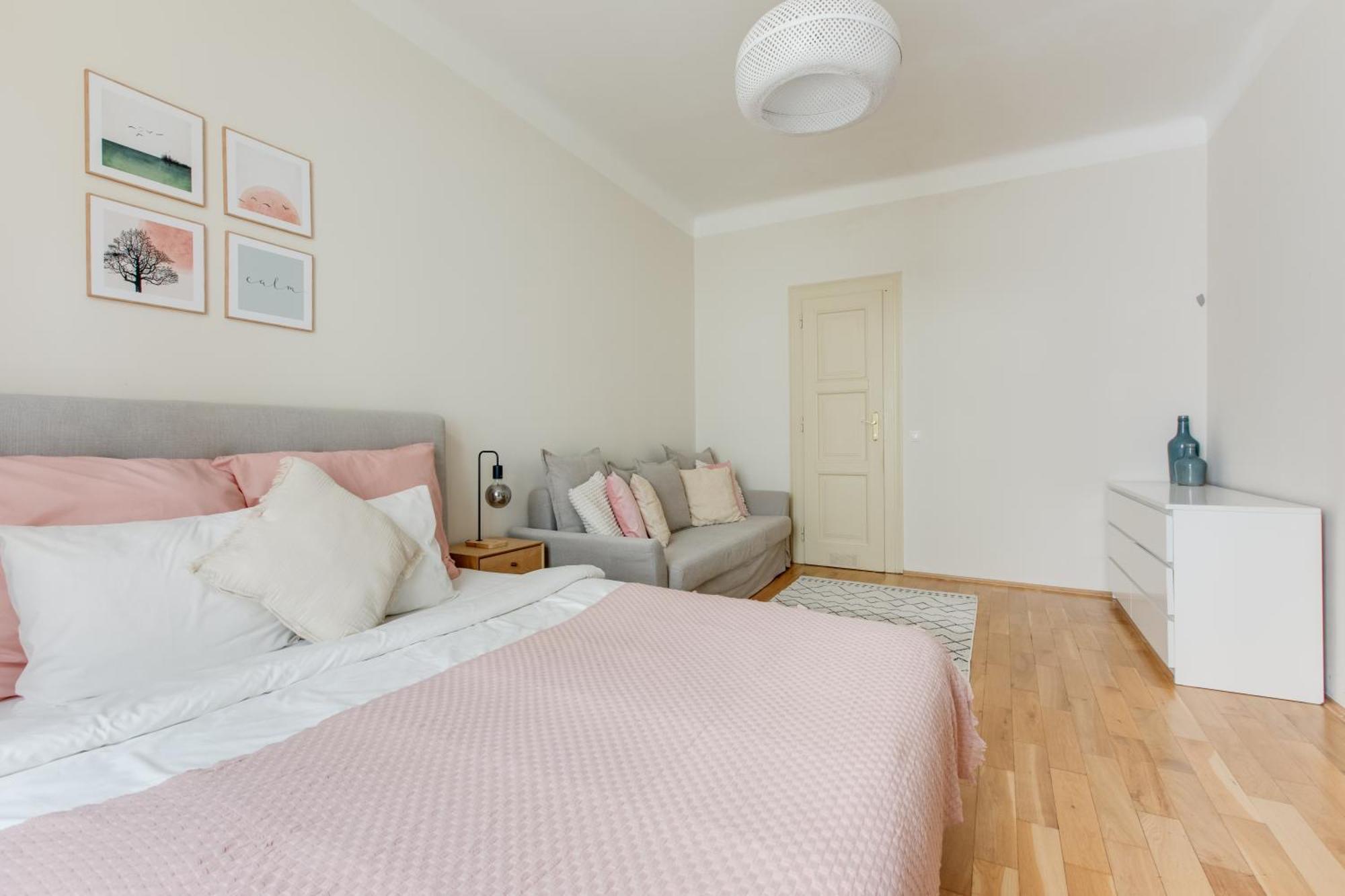 Modern Quiet Next To Wenceslas Square - Vs Apartamento *