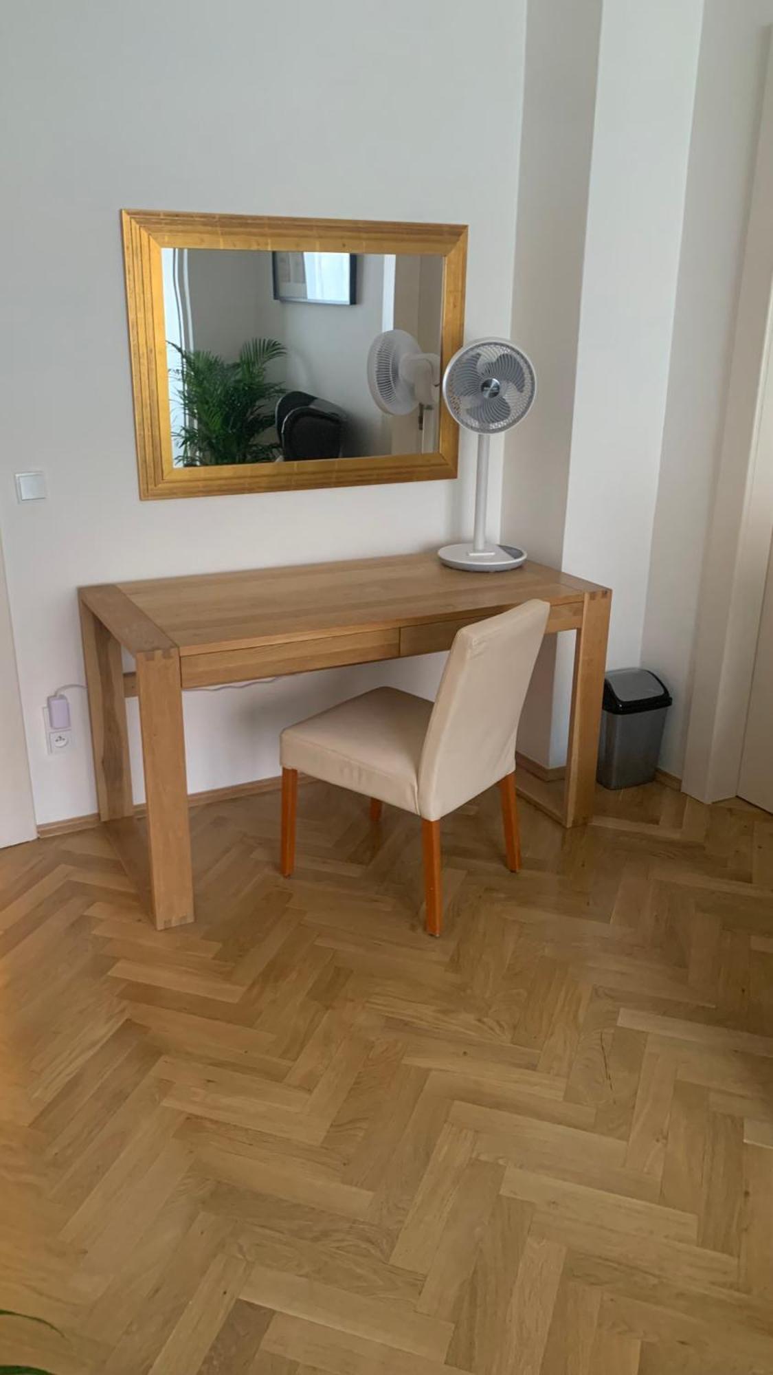 Apartment Anenska By Charles Bridge 3 Prag