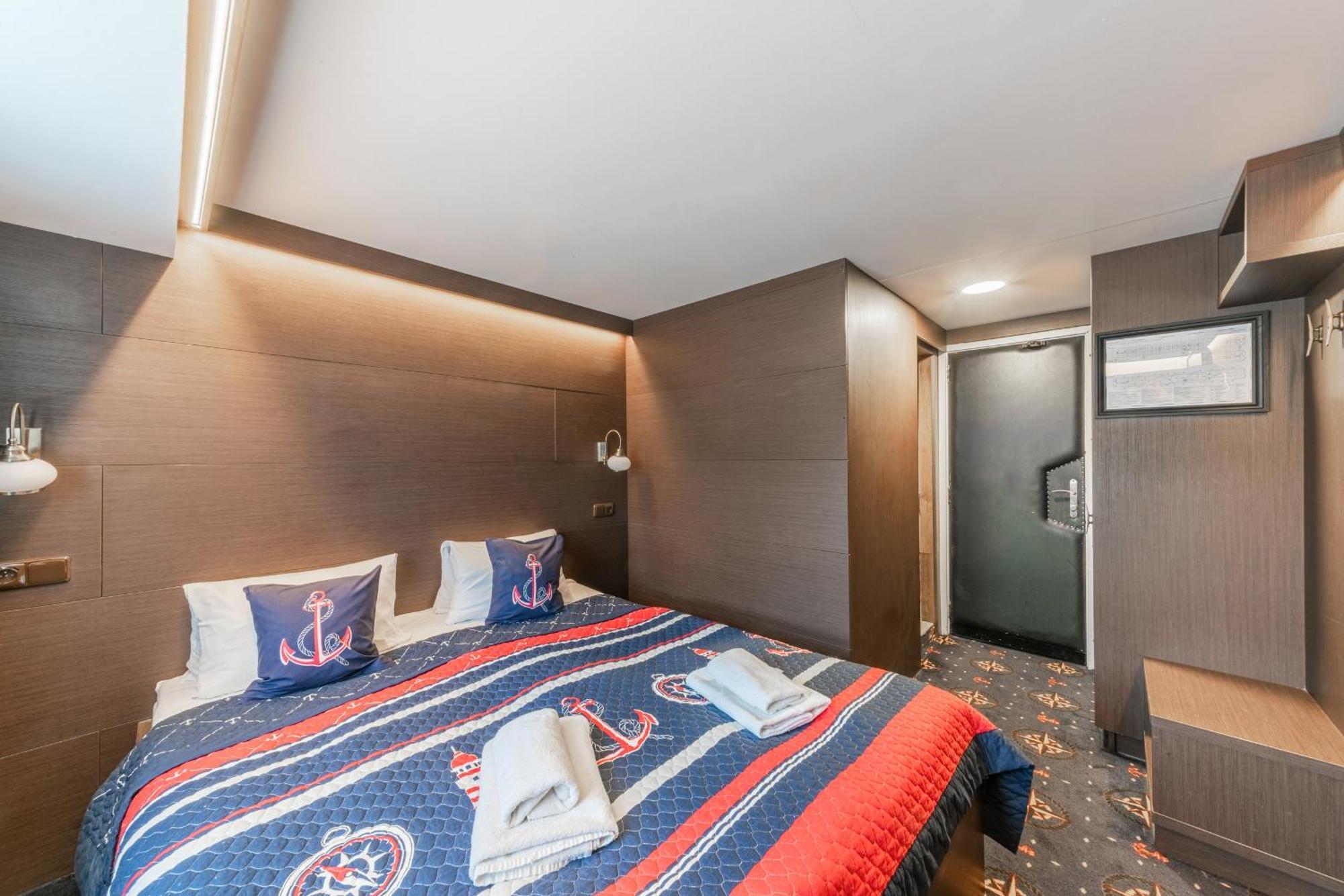 Albatros Botel Prague