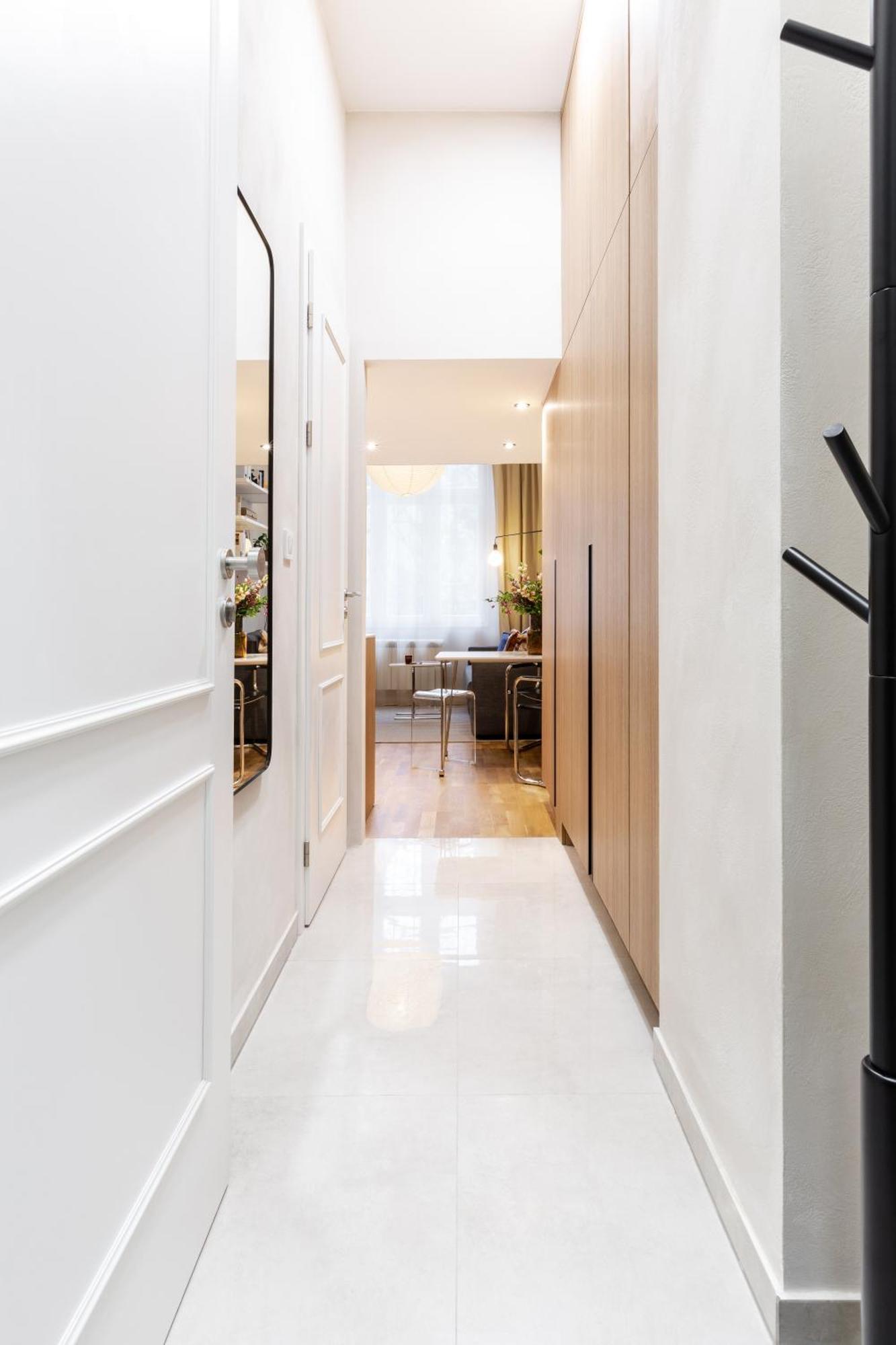 Turnkey I Charles Square Daire Prag