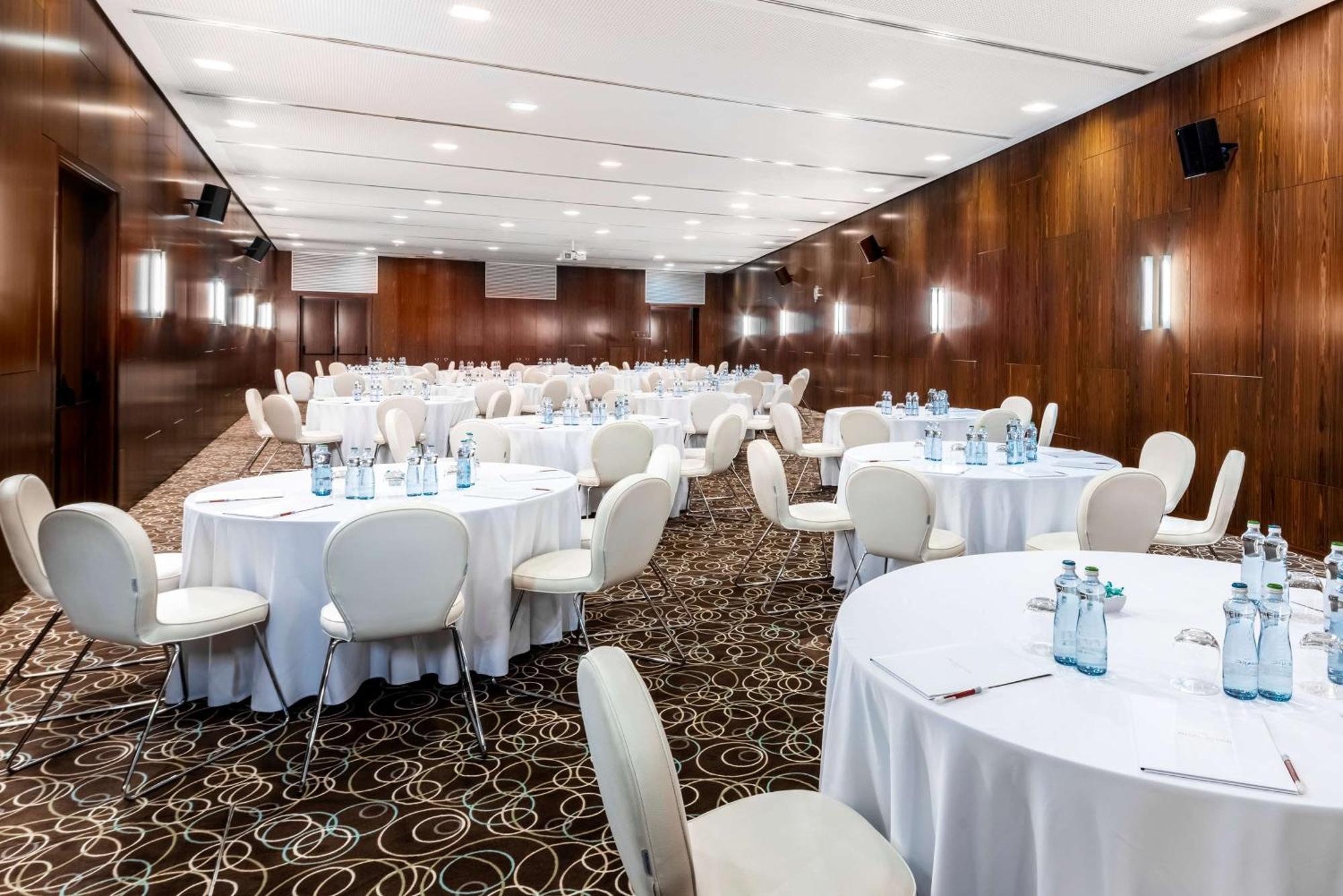 Hotel Nh Collection Carlo Iv Prague
