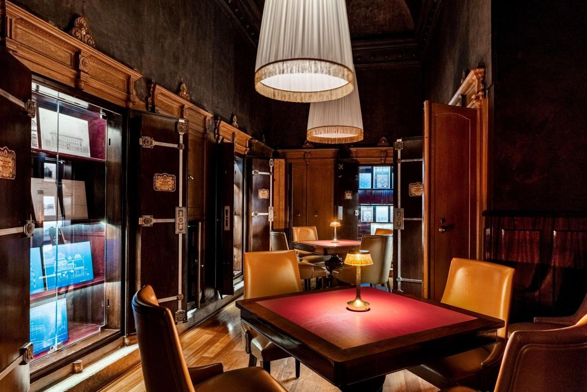 Hotel Nh Collection Carlo Iv Prague