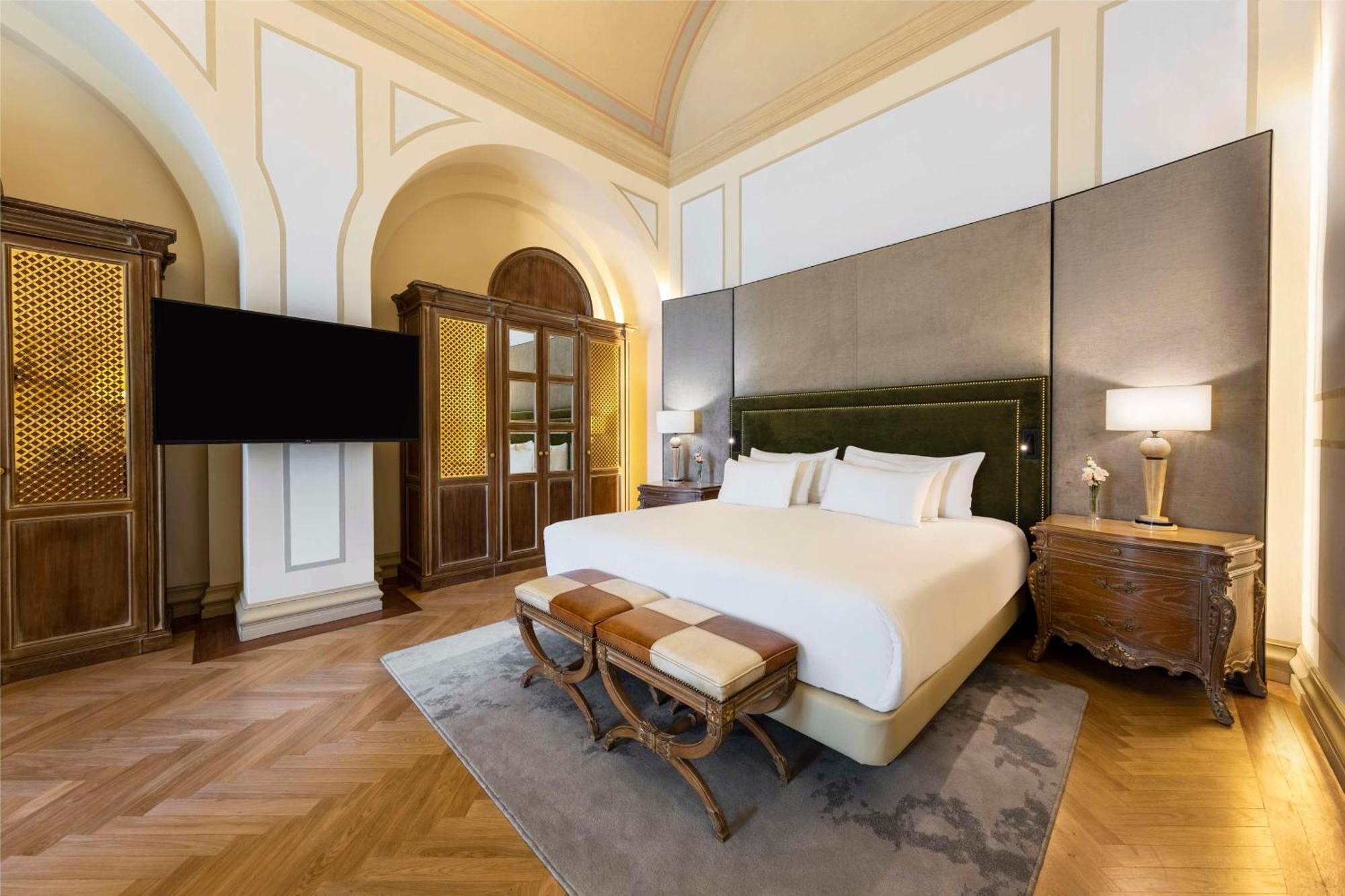Hotel Nh Collection Carlo Iv Prague