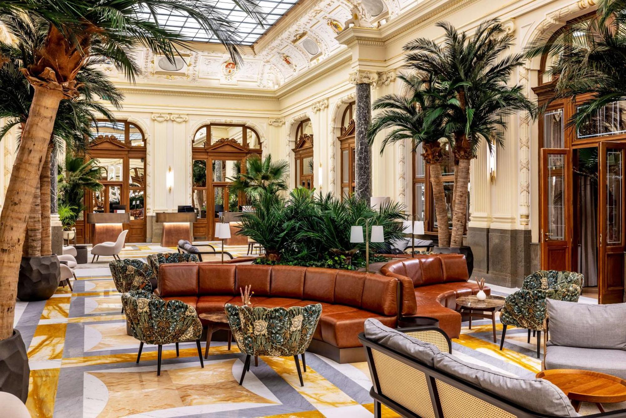 Nh Collection Carlo Iv Hotel
