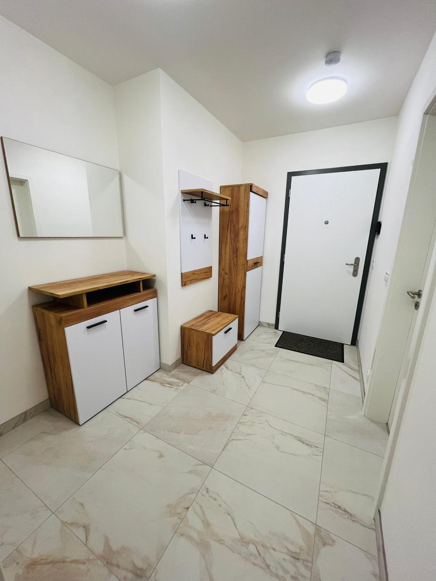 Nika 5 * Praga