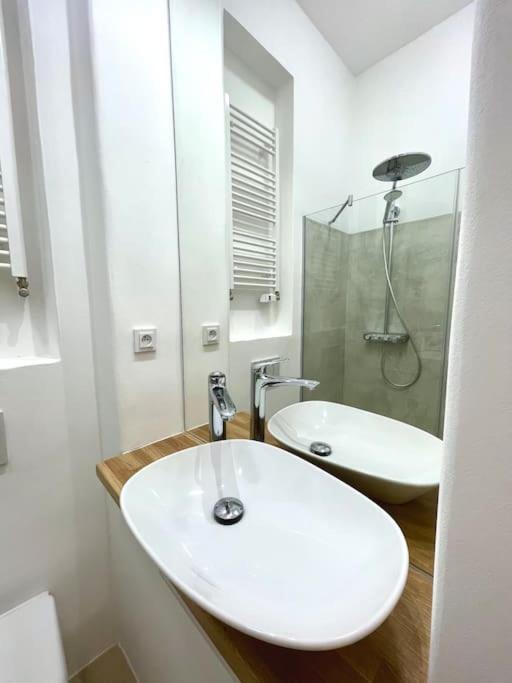 Daire Fantastic Location! Superhost 5 Star