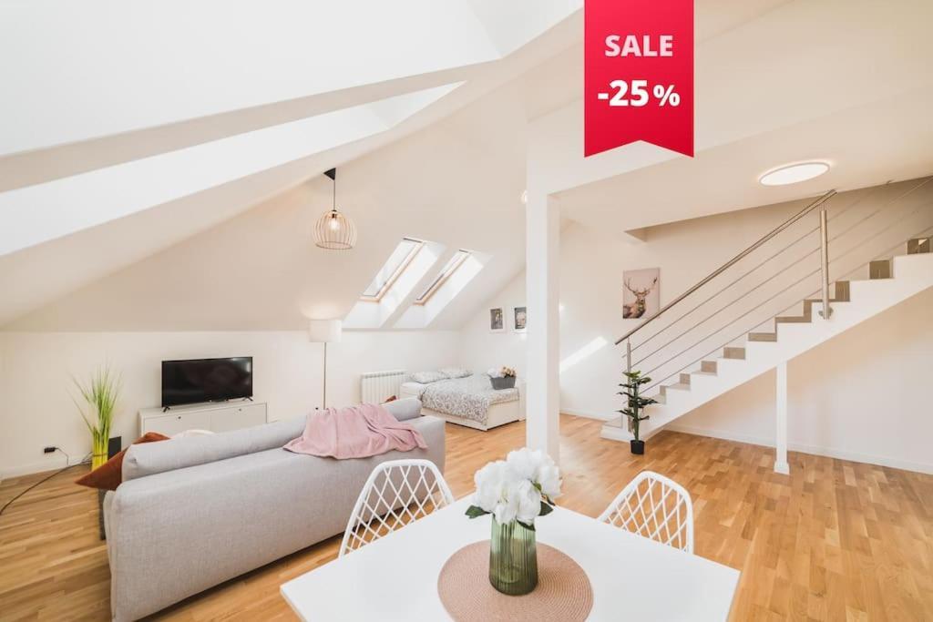 Daire Grand Loft 110m2 Prag