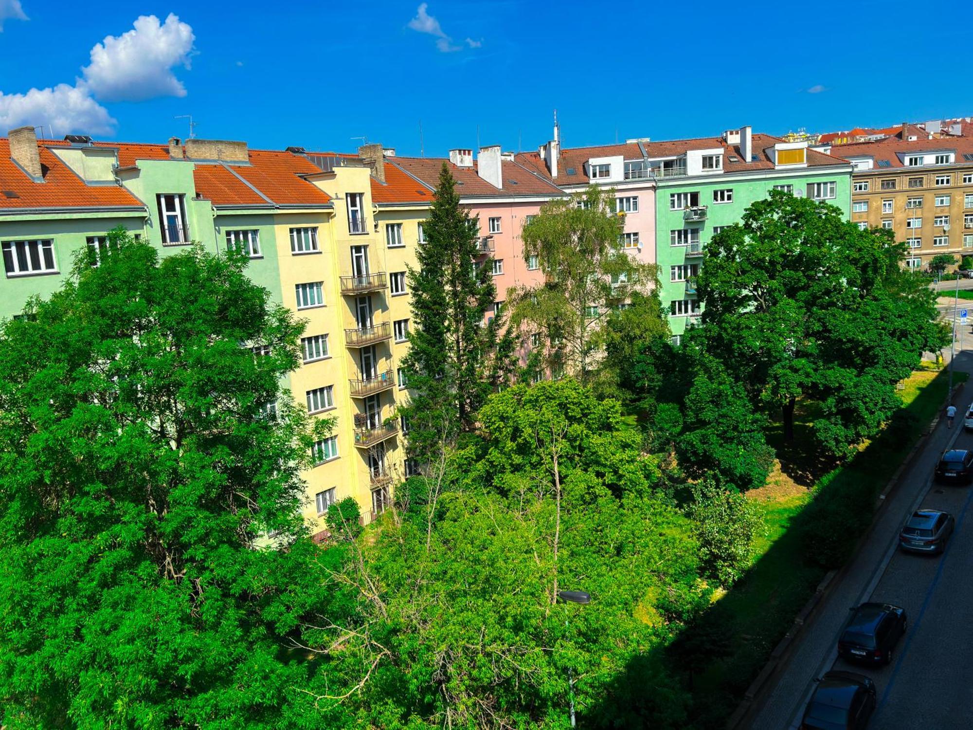 Apartment Eden Slavia