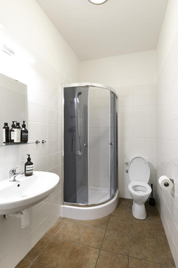 Appartement Holandska 36 *