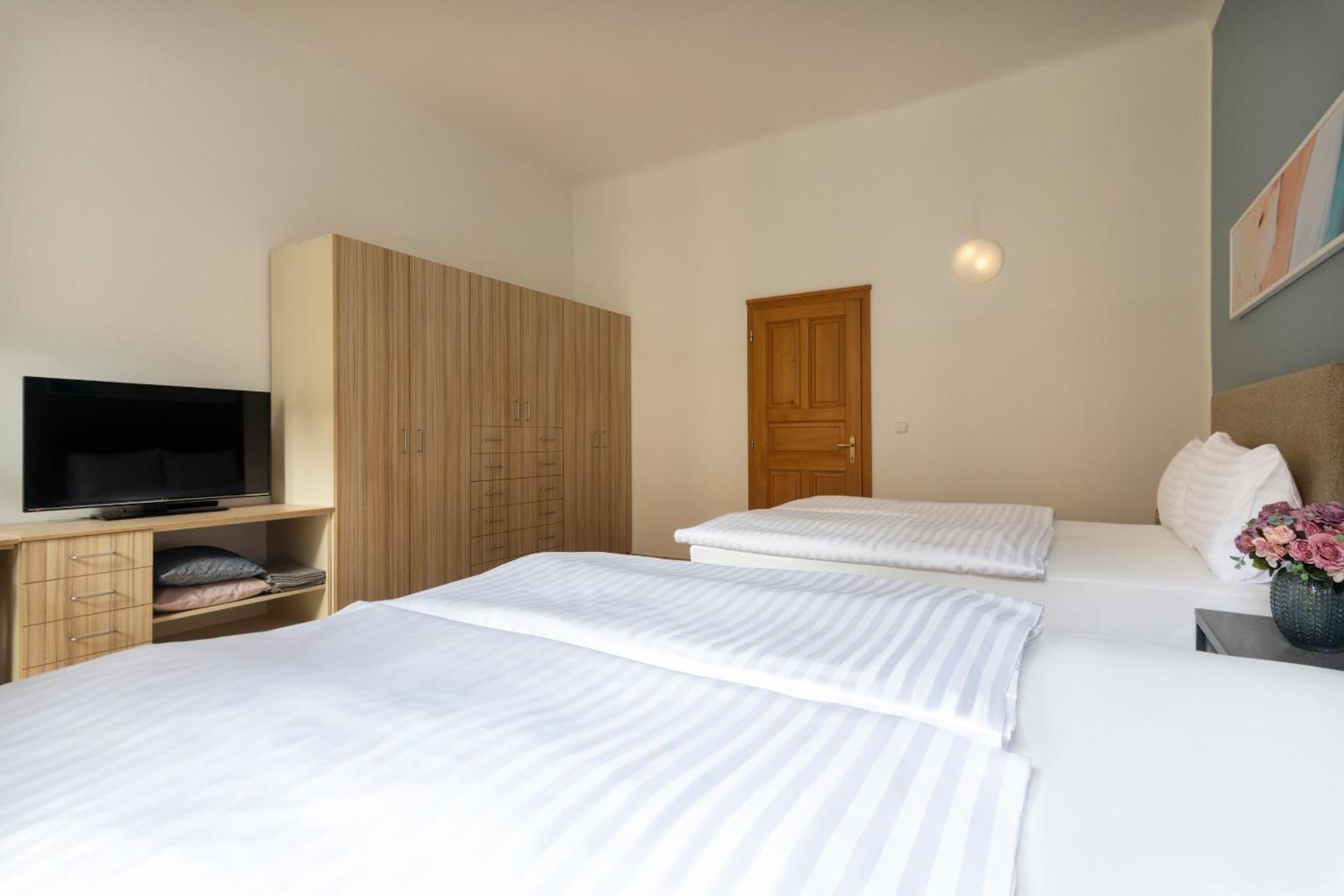 Bohemian Dreams And By Dwellfort Appart hôtel Prague