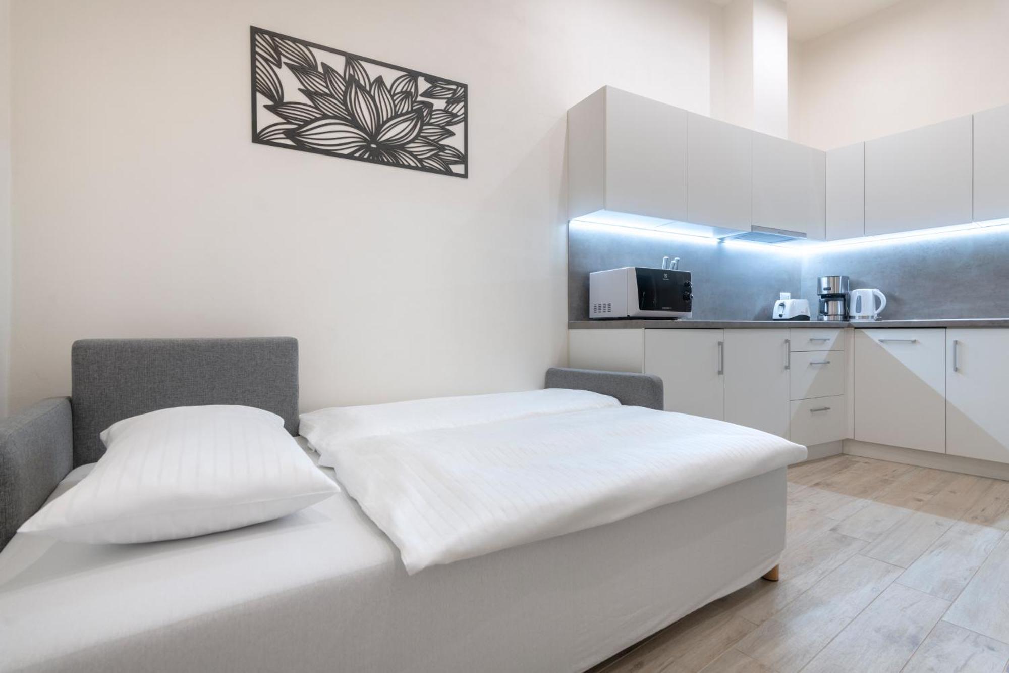 Aparthotel Kinsky Garden And By Dwellfort