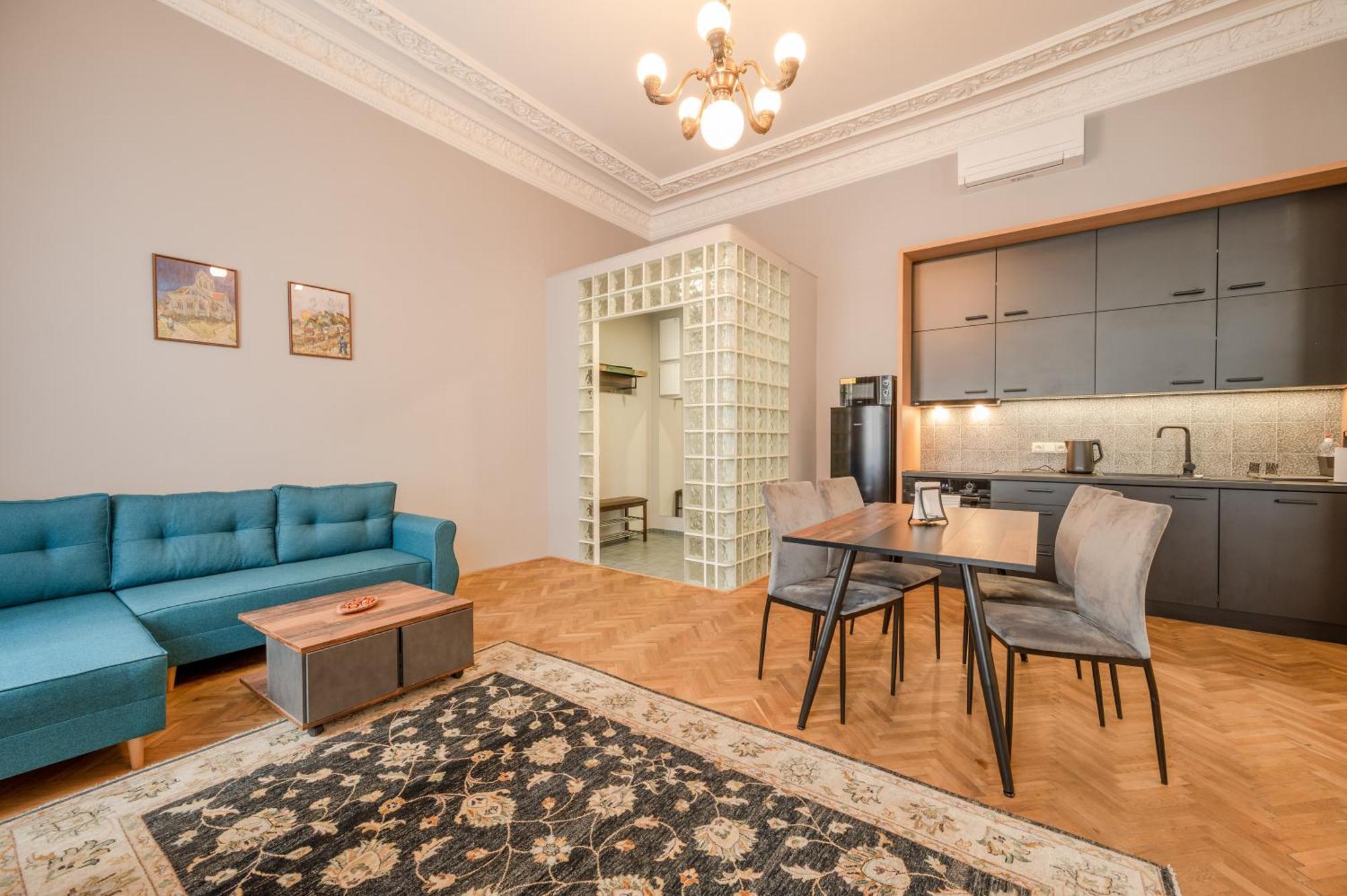 Palace Petrarca Apartamento *