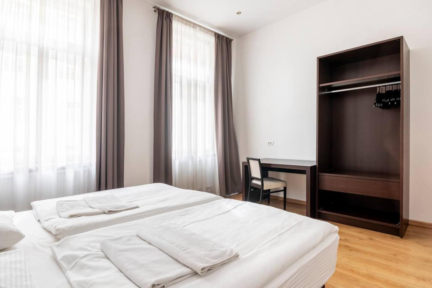 Place Of Grace - 50 Meters From Dancing House Apartment Prague