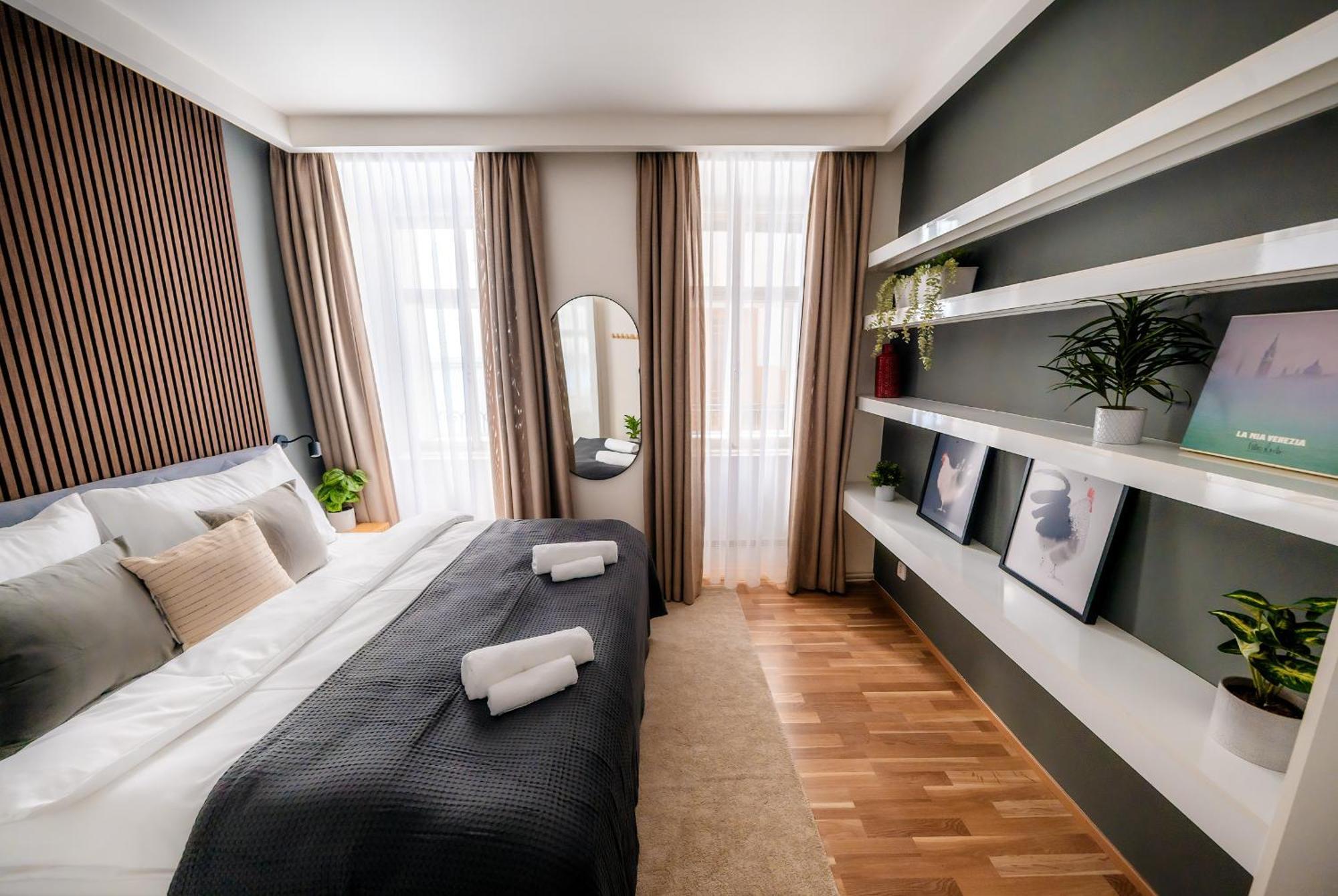 4br+2bath Old Town Family Oasis Luxury Apartment Prague