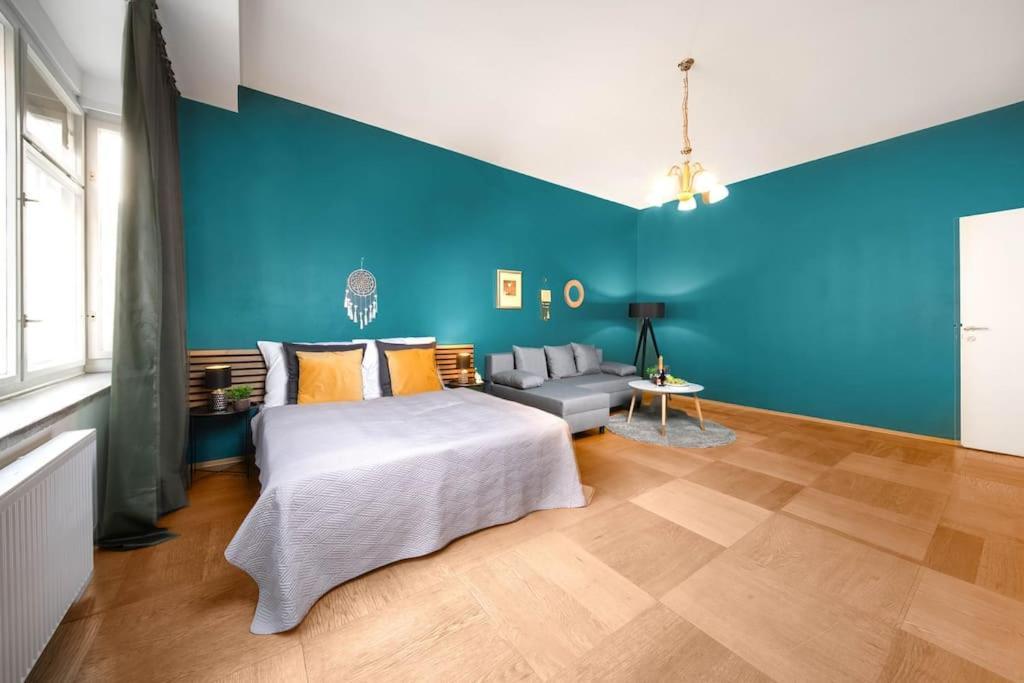 Daire Cityscape Charm Spacious 3 Bedroom Haven For 7 Prag