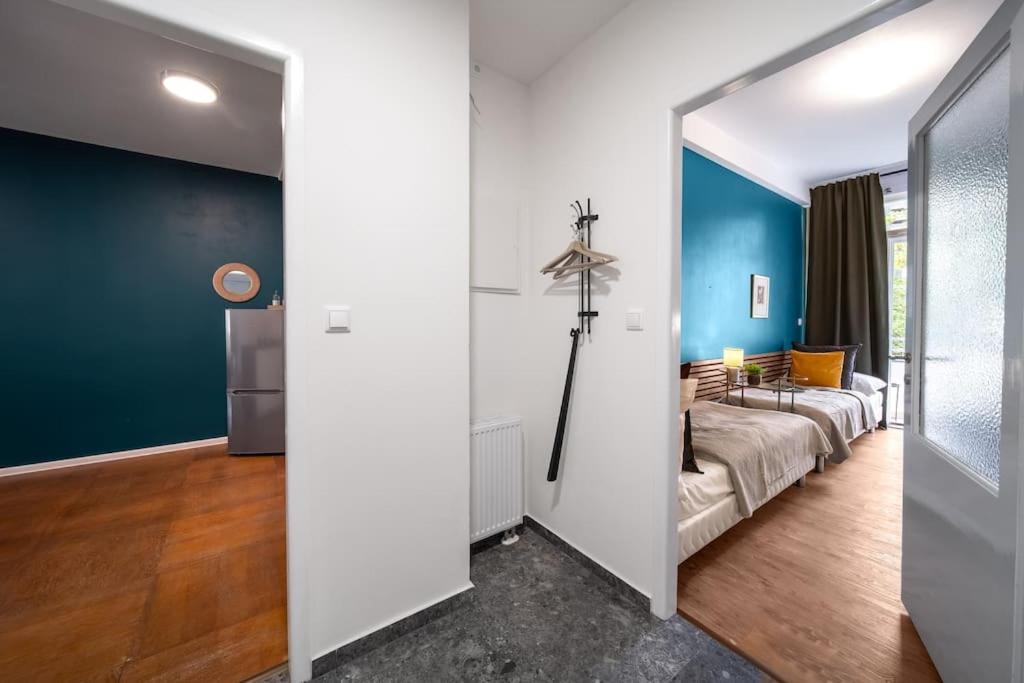 3b Bright Beautiful Newly Renovated 3br * Praga