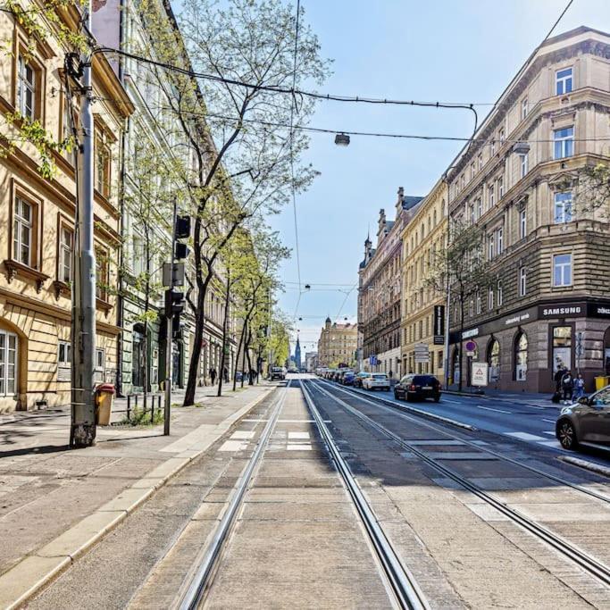Center Wenceslas Square Old Town Apartment *