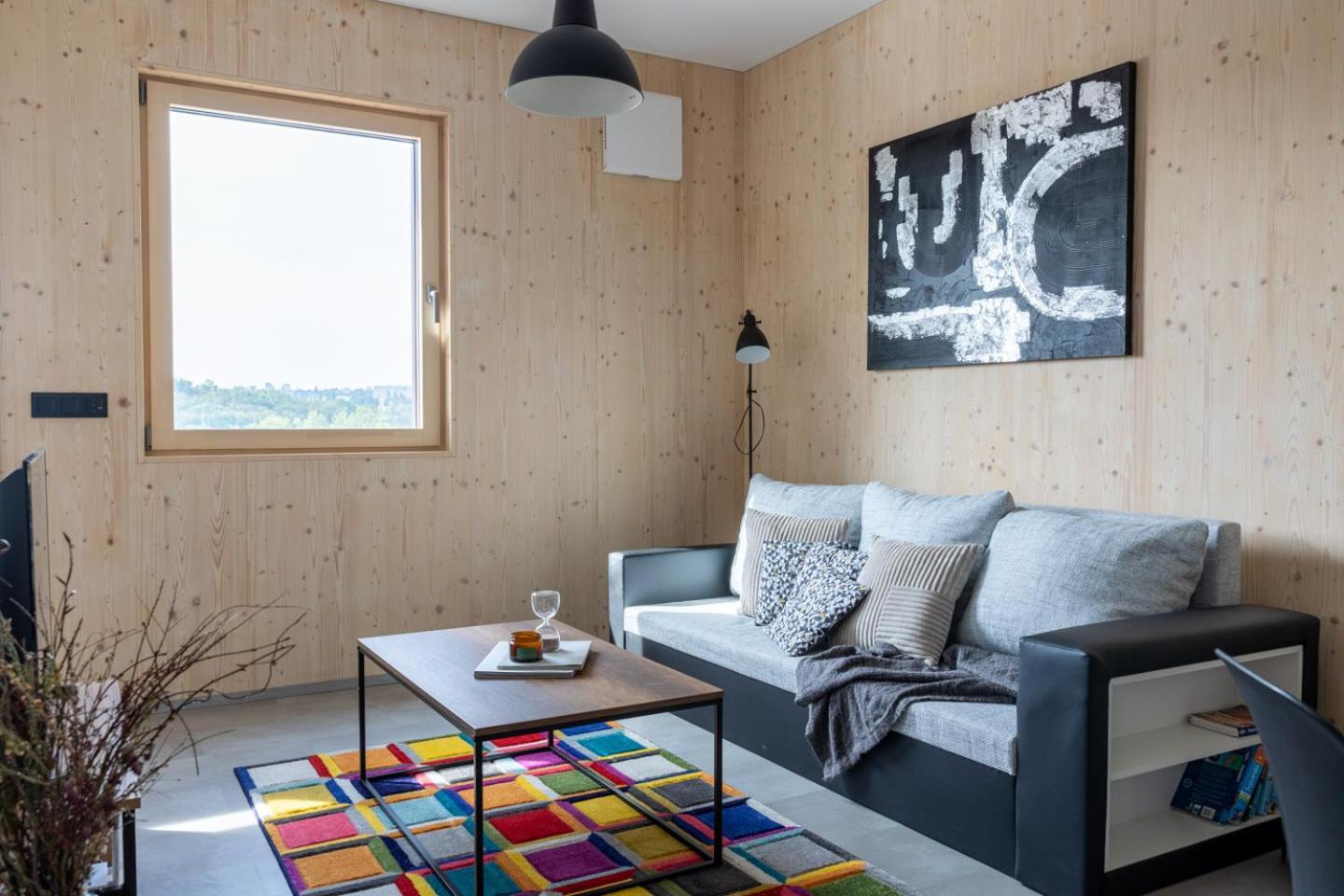 Days - Garage - Shared Terrace - Quiet Area Apartment