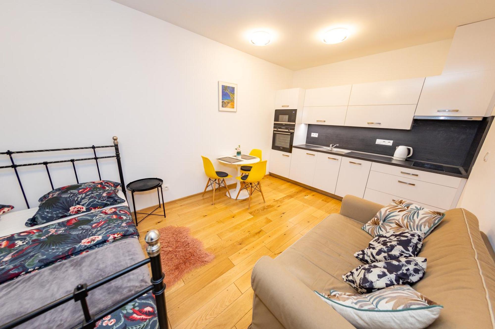 Appartement Lovely Apartment, Free Parking 1,55 Hight Prague