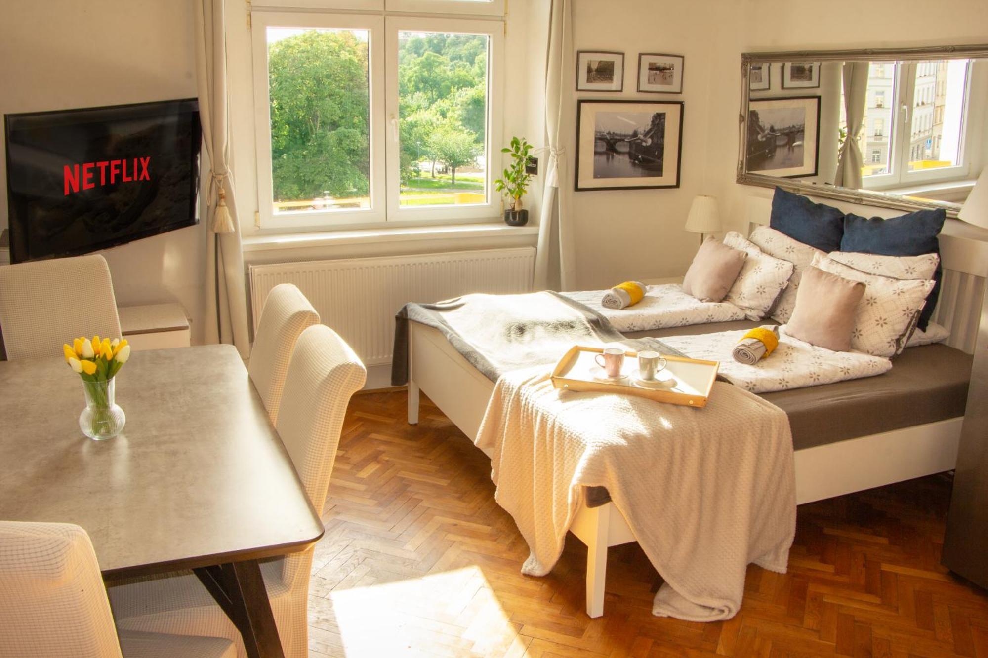 Apartment Double King Size Sunny In Castle Area