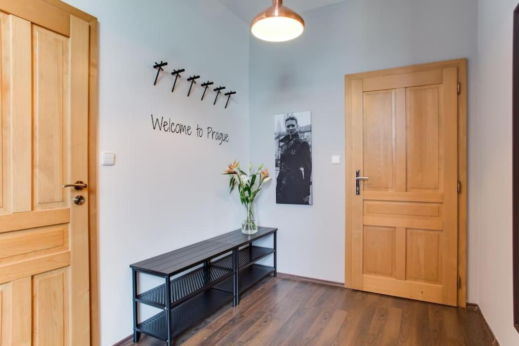 Unique City Centre Duplex, Castle View, Roof Top Terrace Apartment