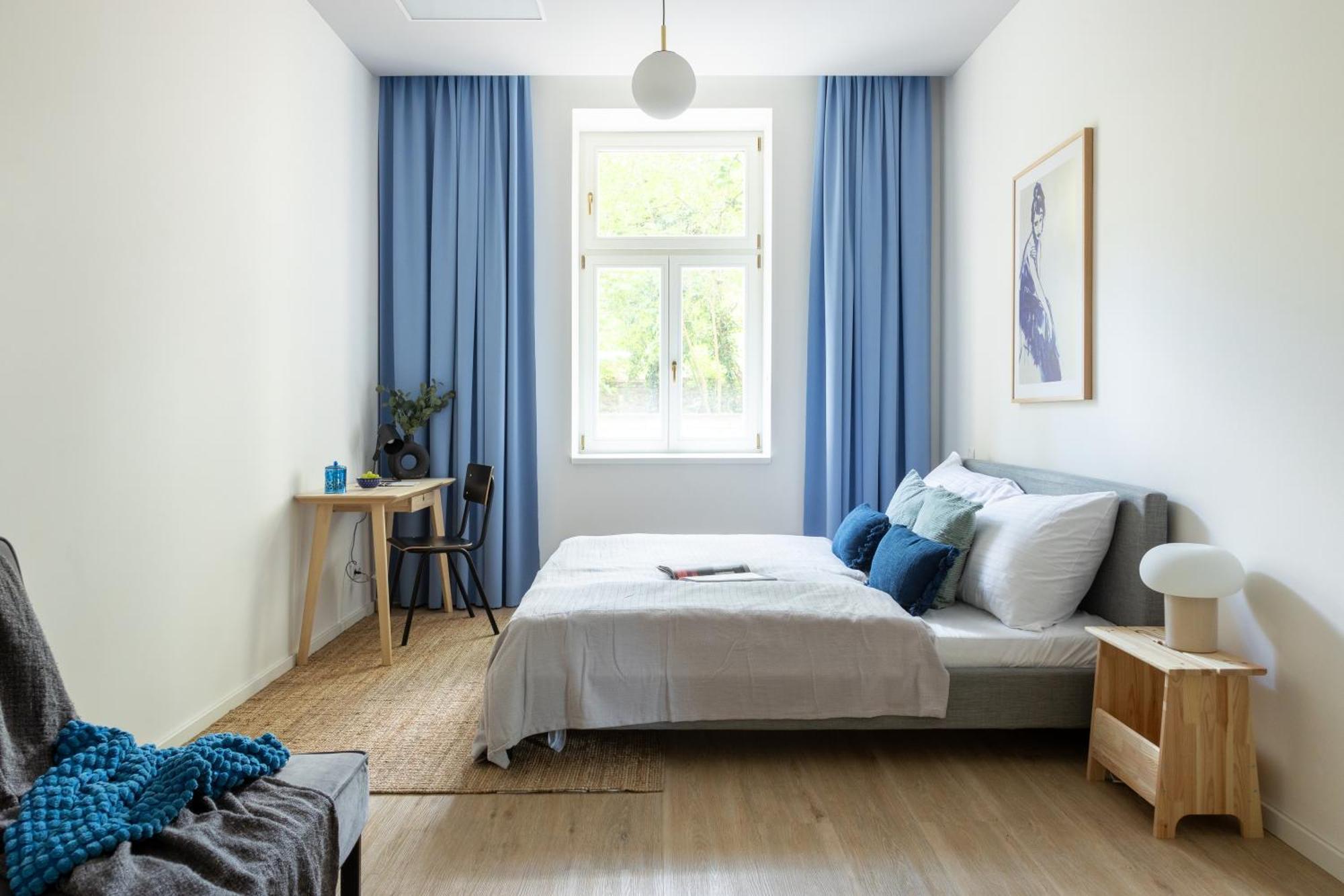 Apartment 3bdr With Terrace And Electric Grill In Vinohrady By Days Prague