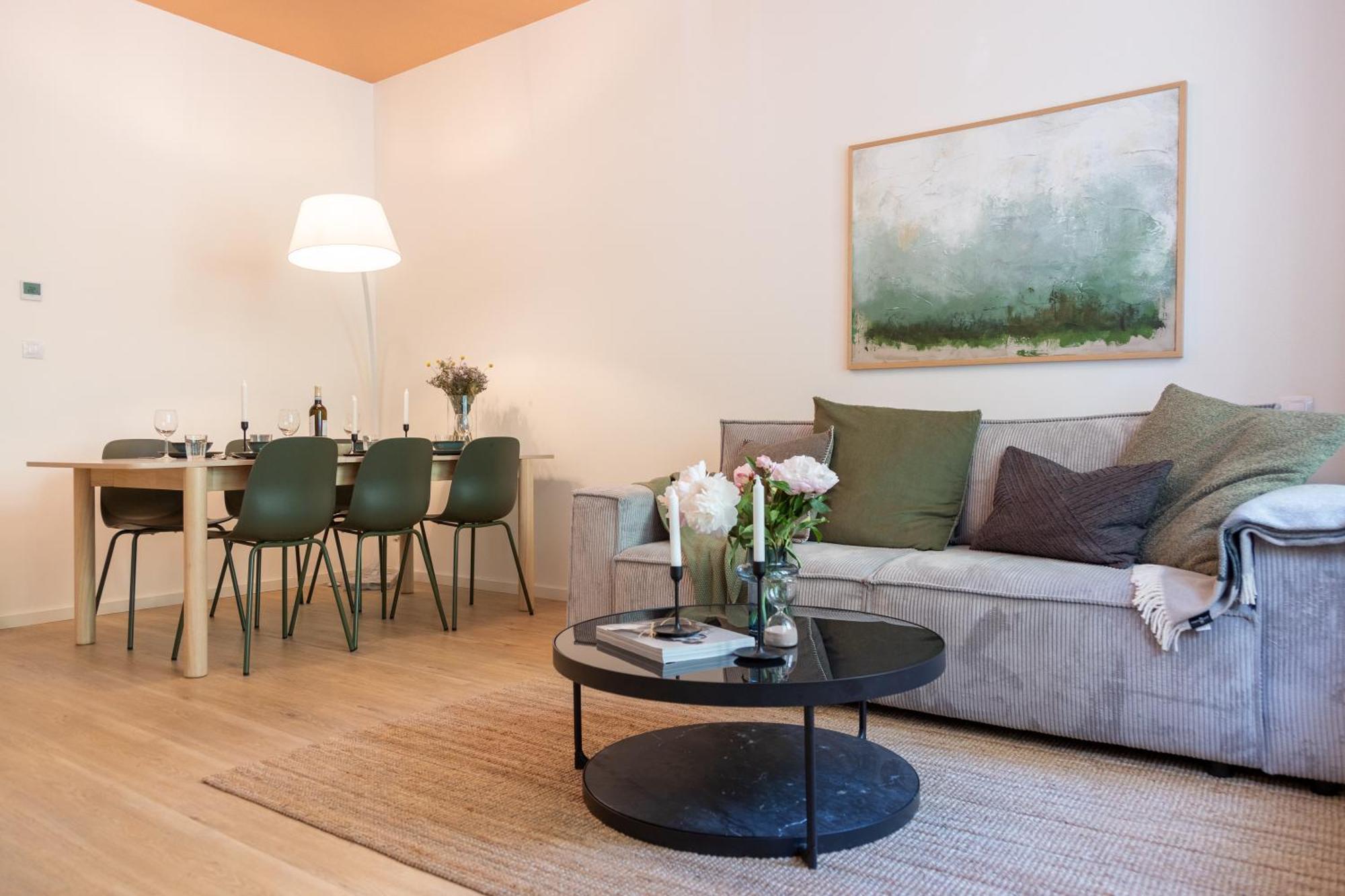 3bdr With Terrace And Electric Grill In Vinohrady By Days Apartment